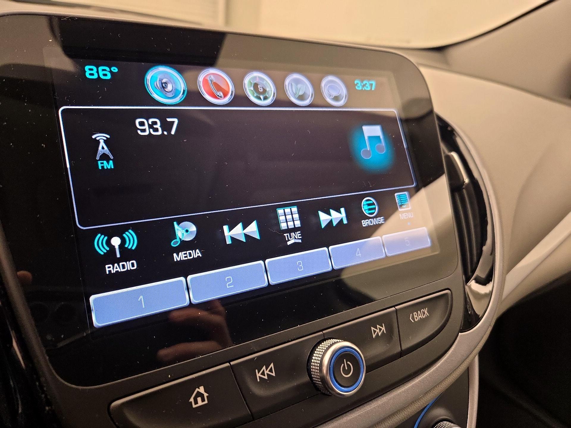 Thumbnail: 2018 Chevrolet Volt - 15