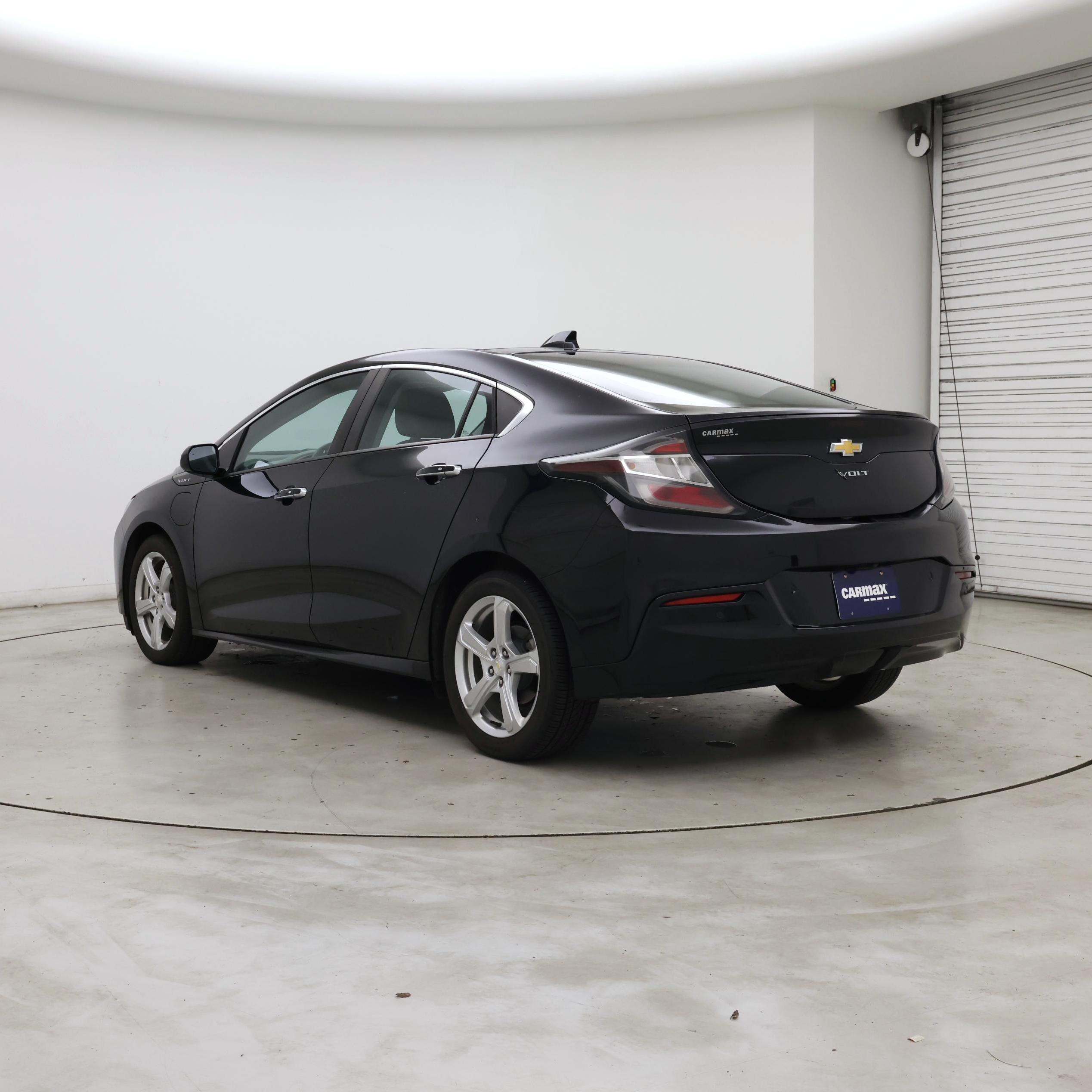 Thumbnail: 2018 Chevrolet Volt - 2
