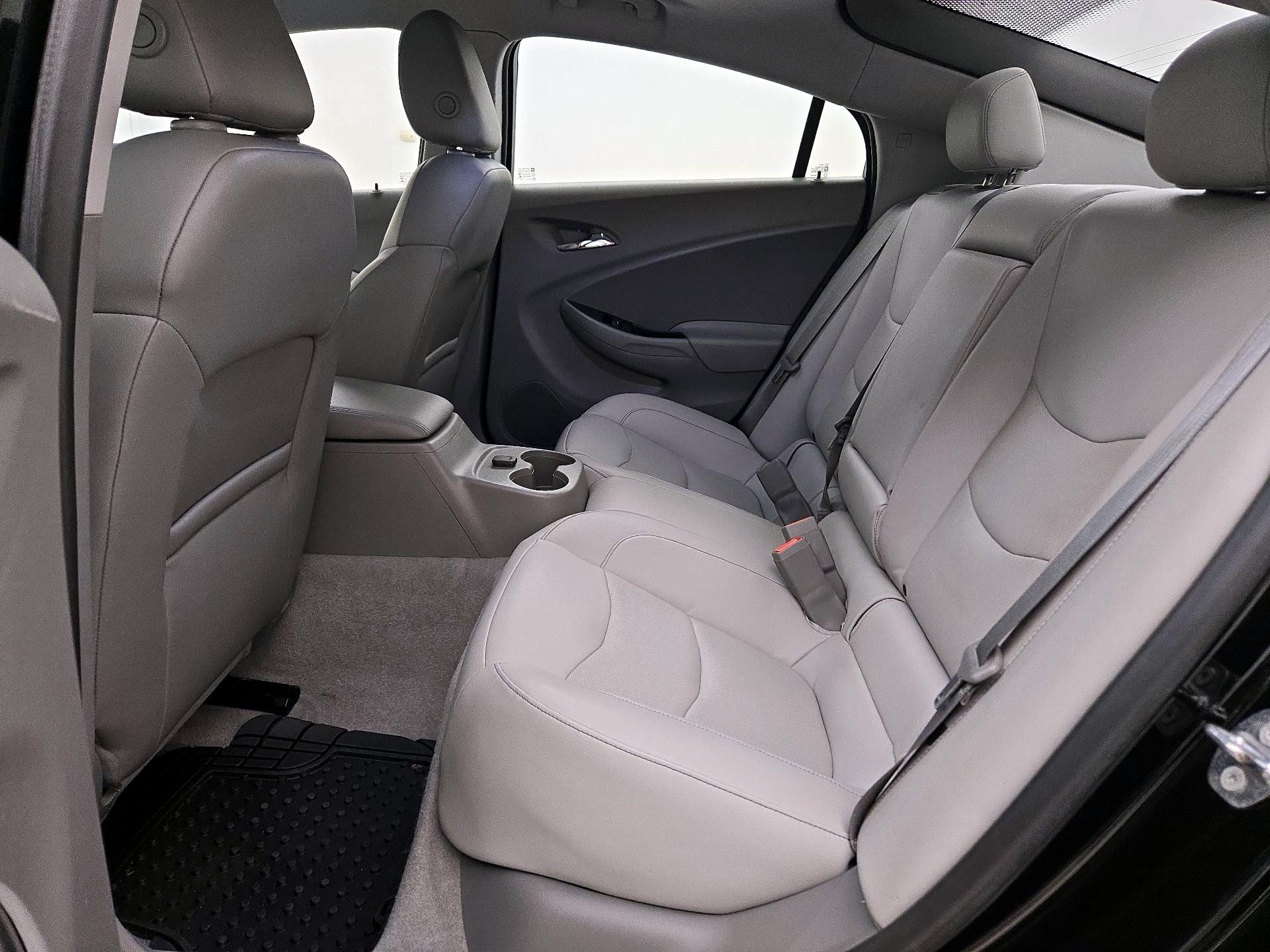 Thumbnail: 2018 Chevrolet Volt - 19