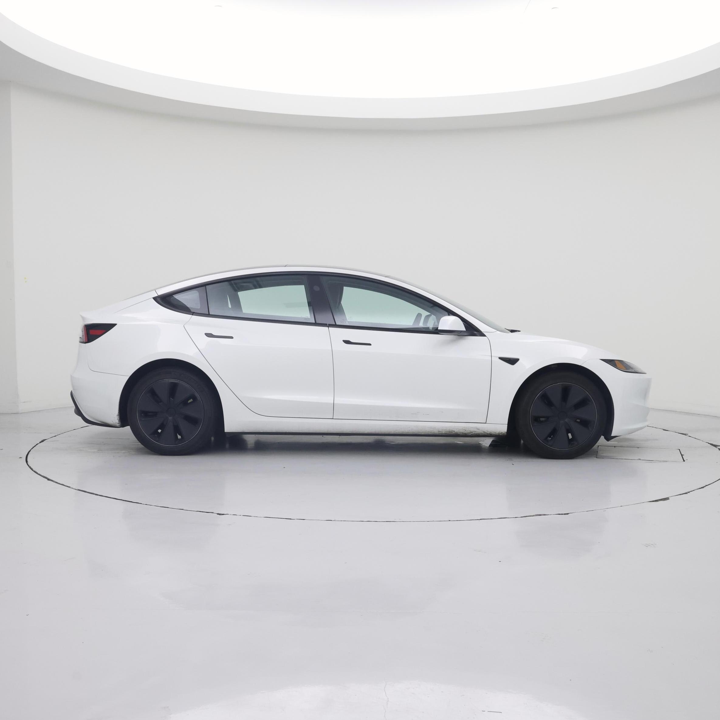 Thumbnail: 2024 Tesla Model 3 - 7