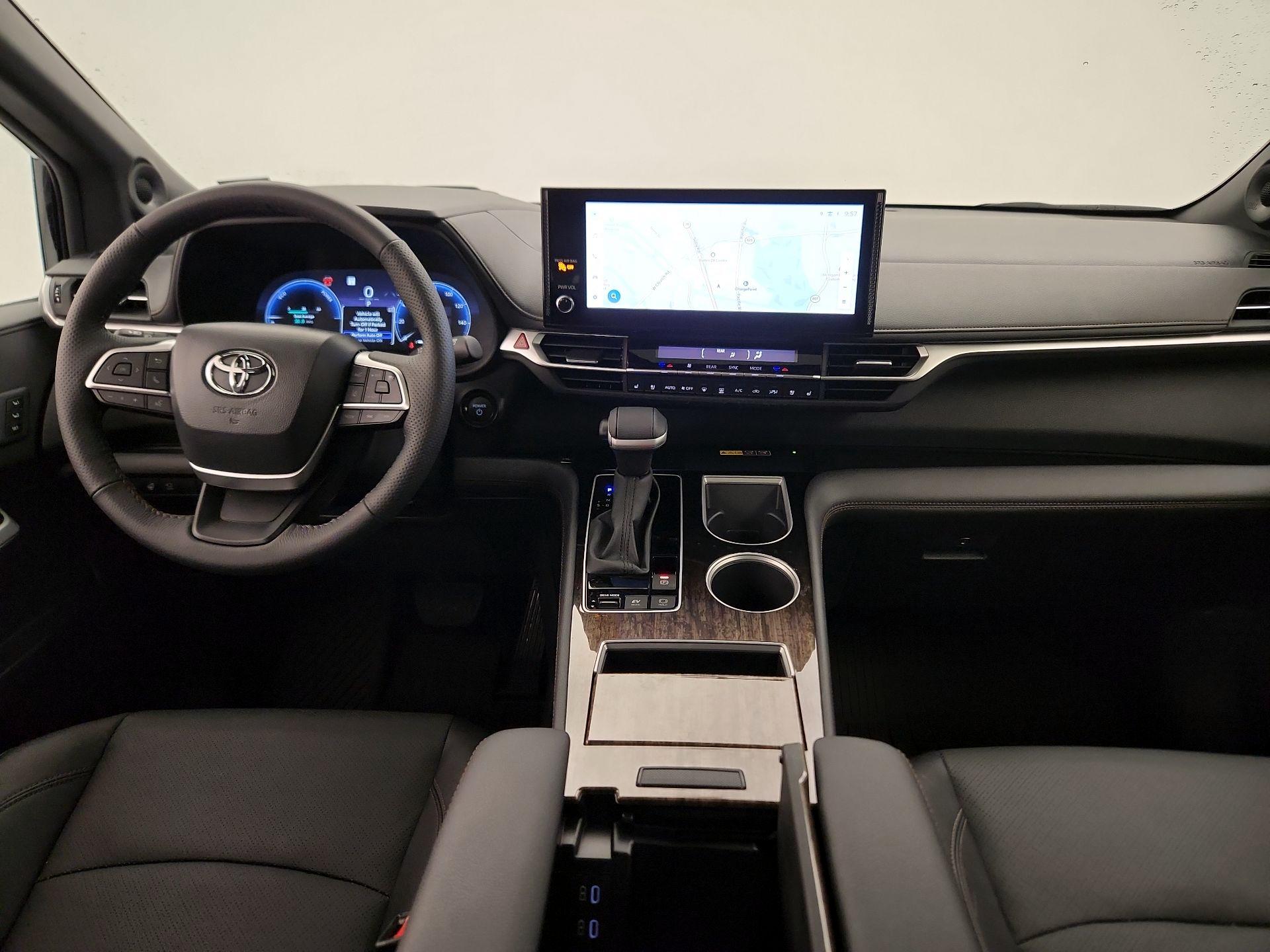 Thumbnail: 2026 Toyota Sienna - 9