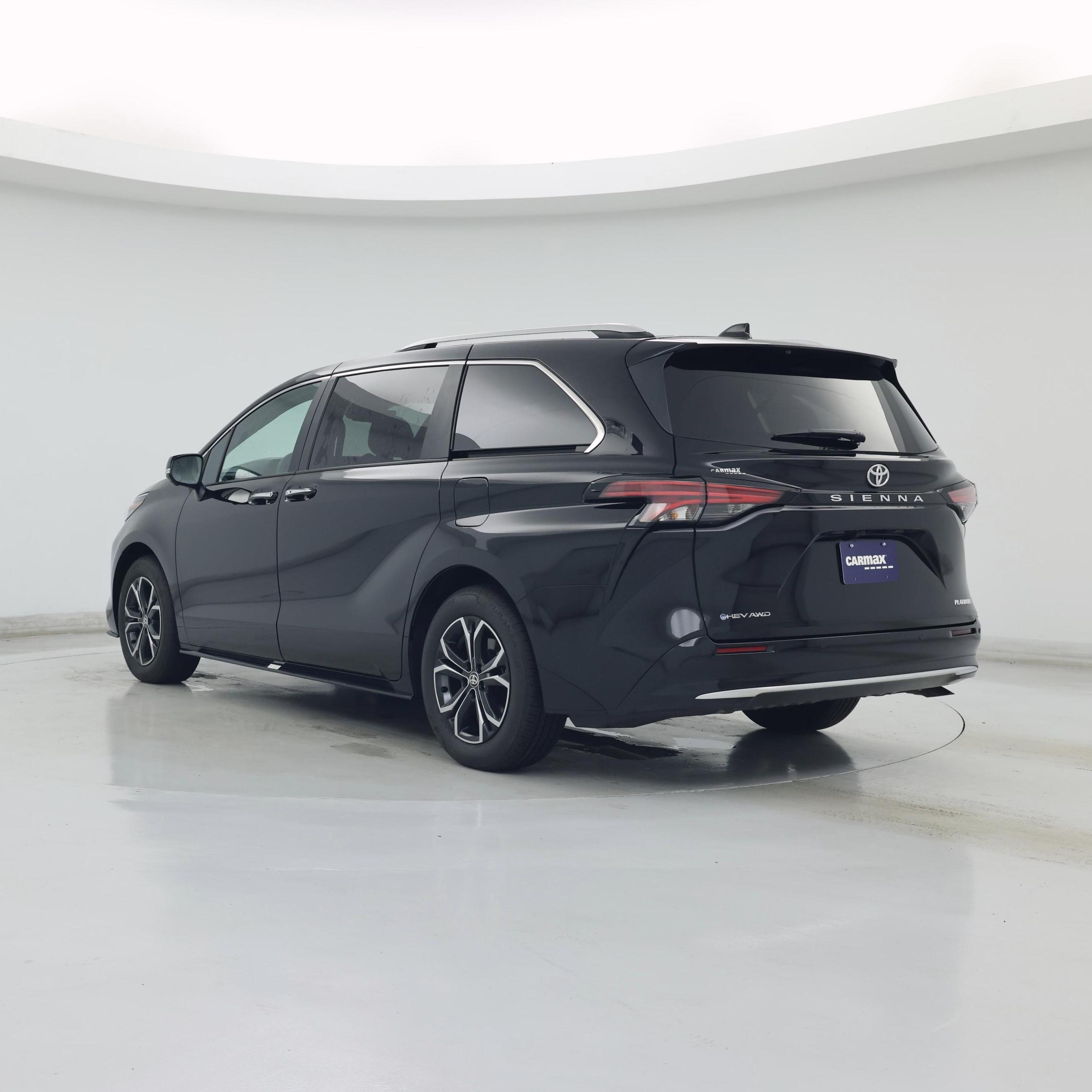 Thumbnail: 2026 Toyota Sienna - 2