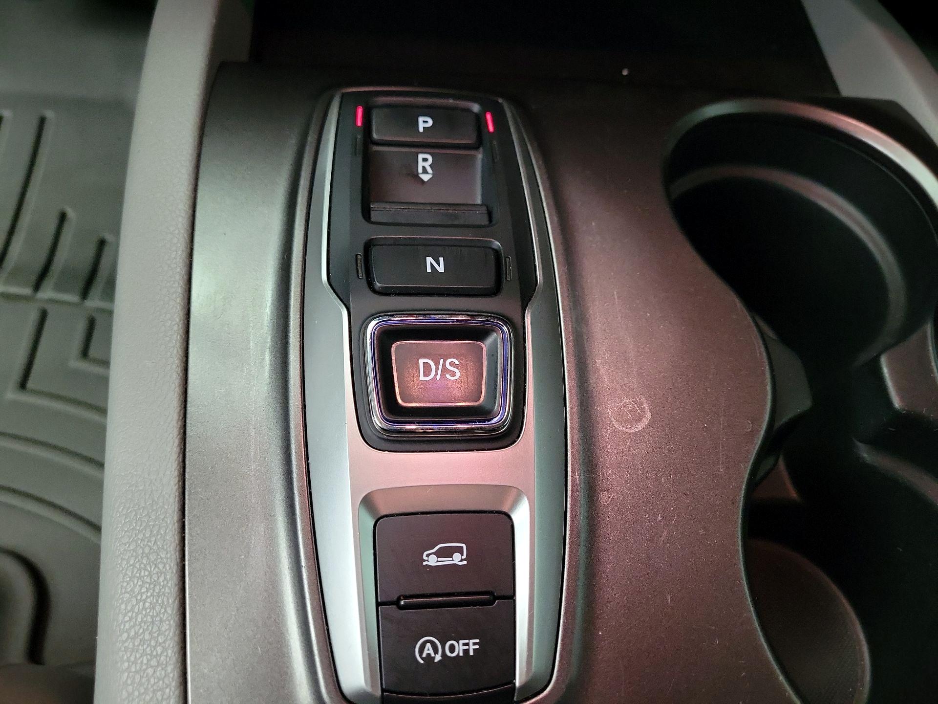 Thumbnail: 2021 Honda Pilot - 17