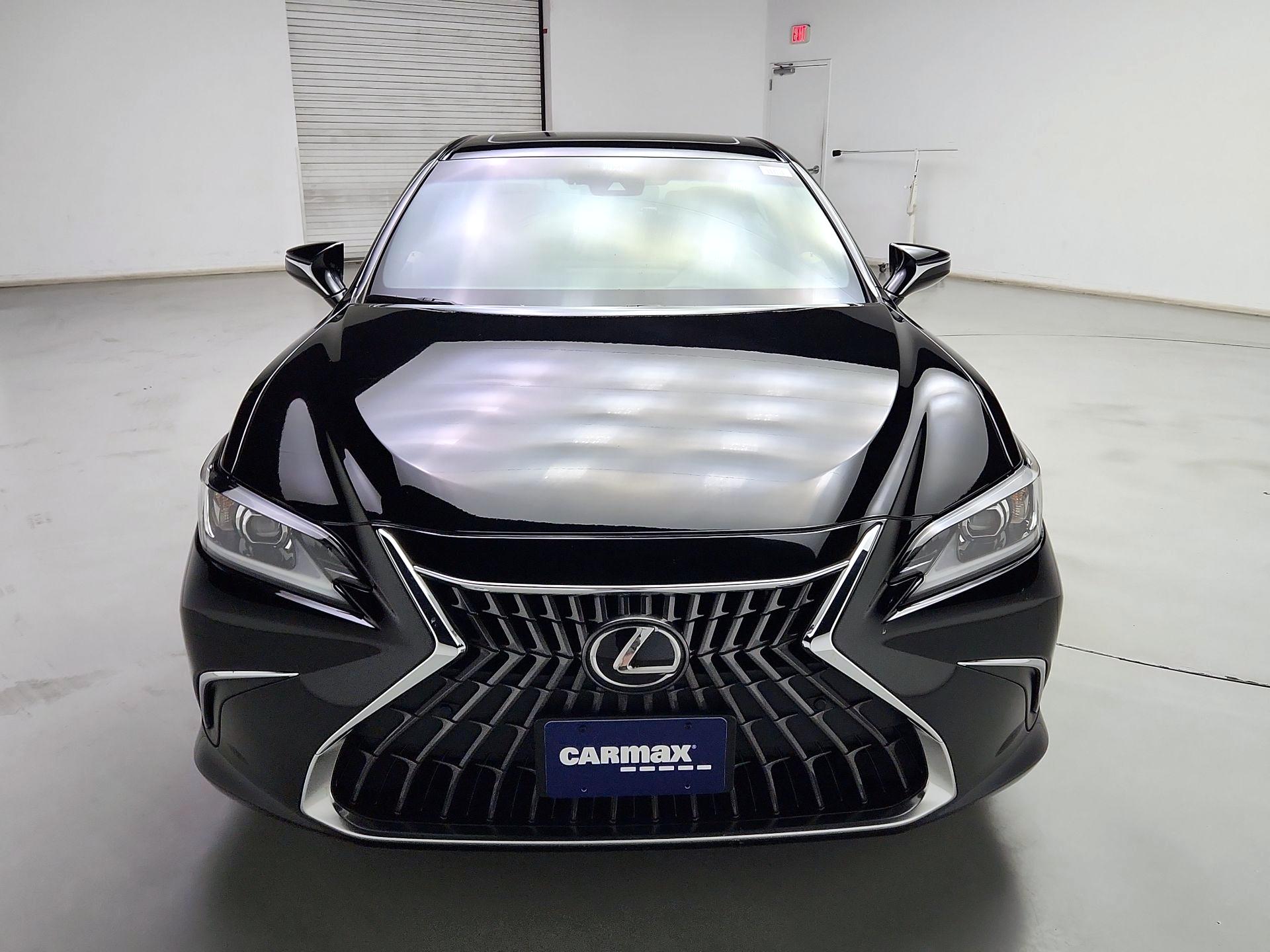 Thumbnail: 2024 Lexus ES - 2