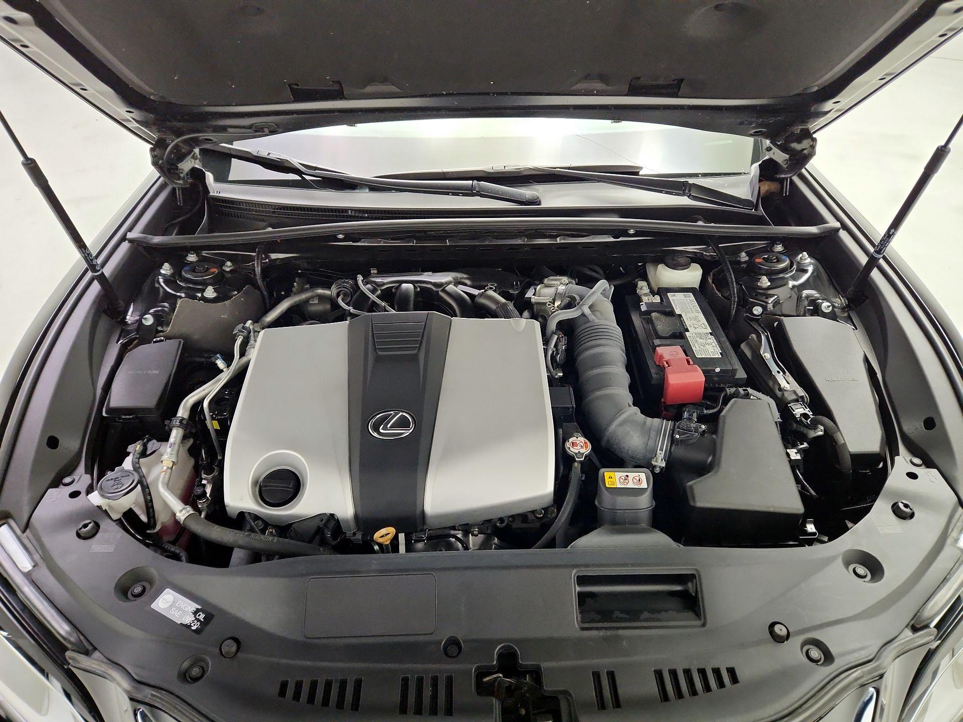 Thumbnail: 2024 Lexus ES - 20