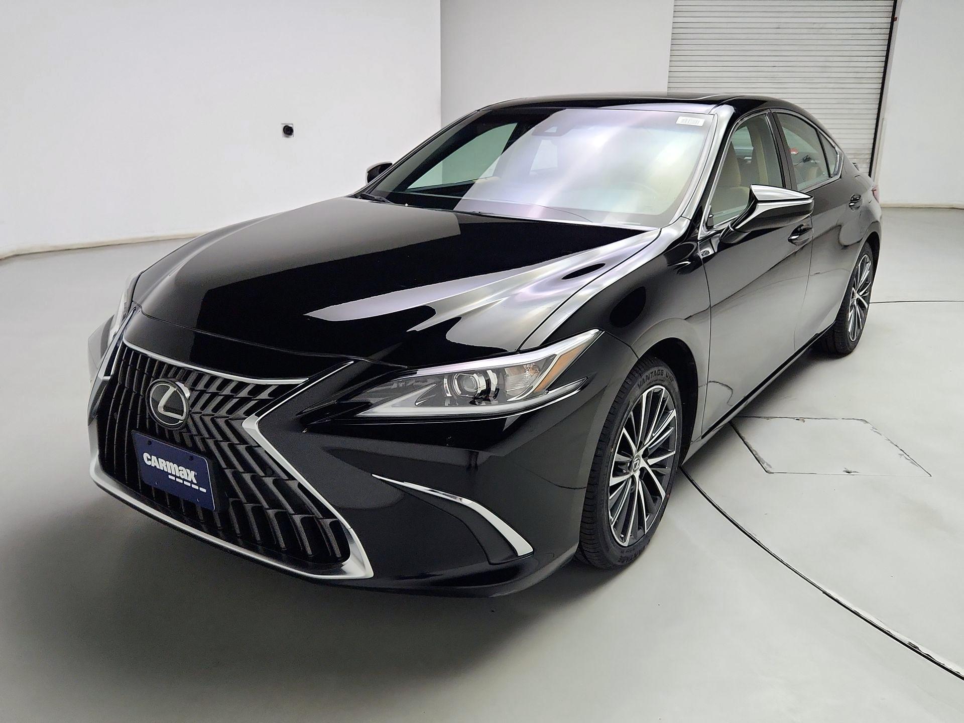 Thumbnail: 2024 Lexus ES - 3