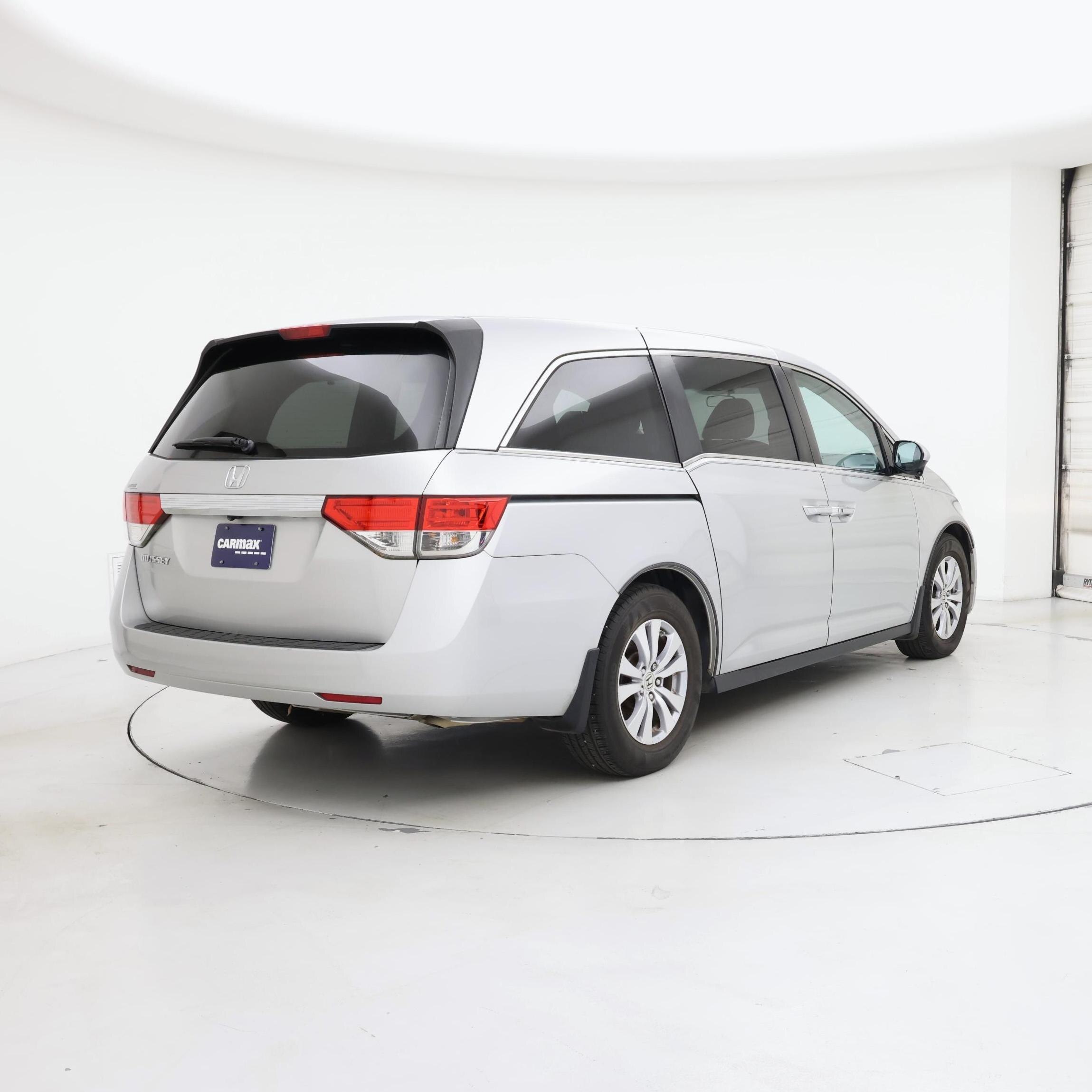 Thumbnail: 2015 Honda Odyssey - 8