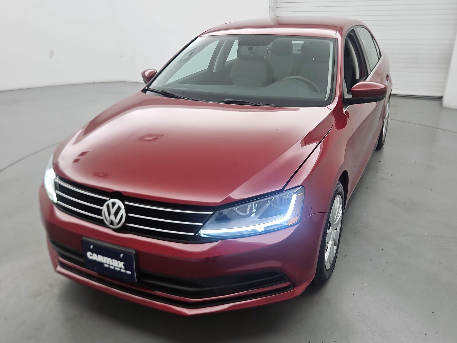 Thumbnail: 2017 Volkswagen Jetta - 3