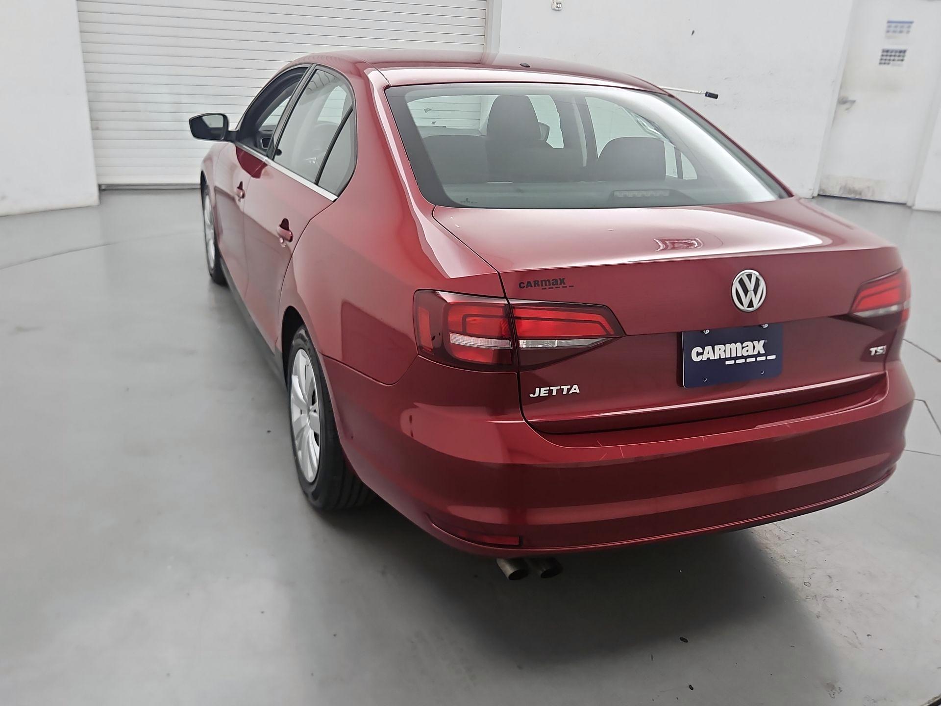 Thumbnail: 2017 Volkswagen Jetta - 7