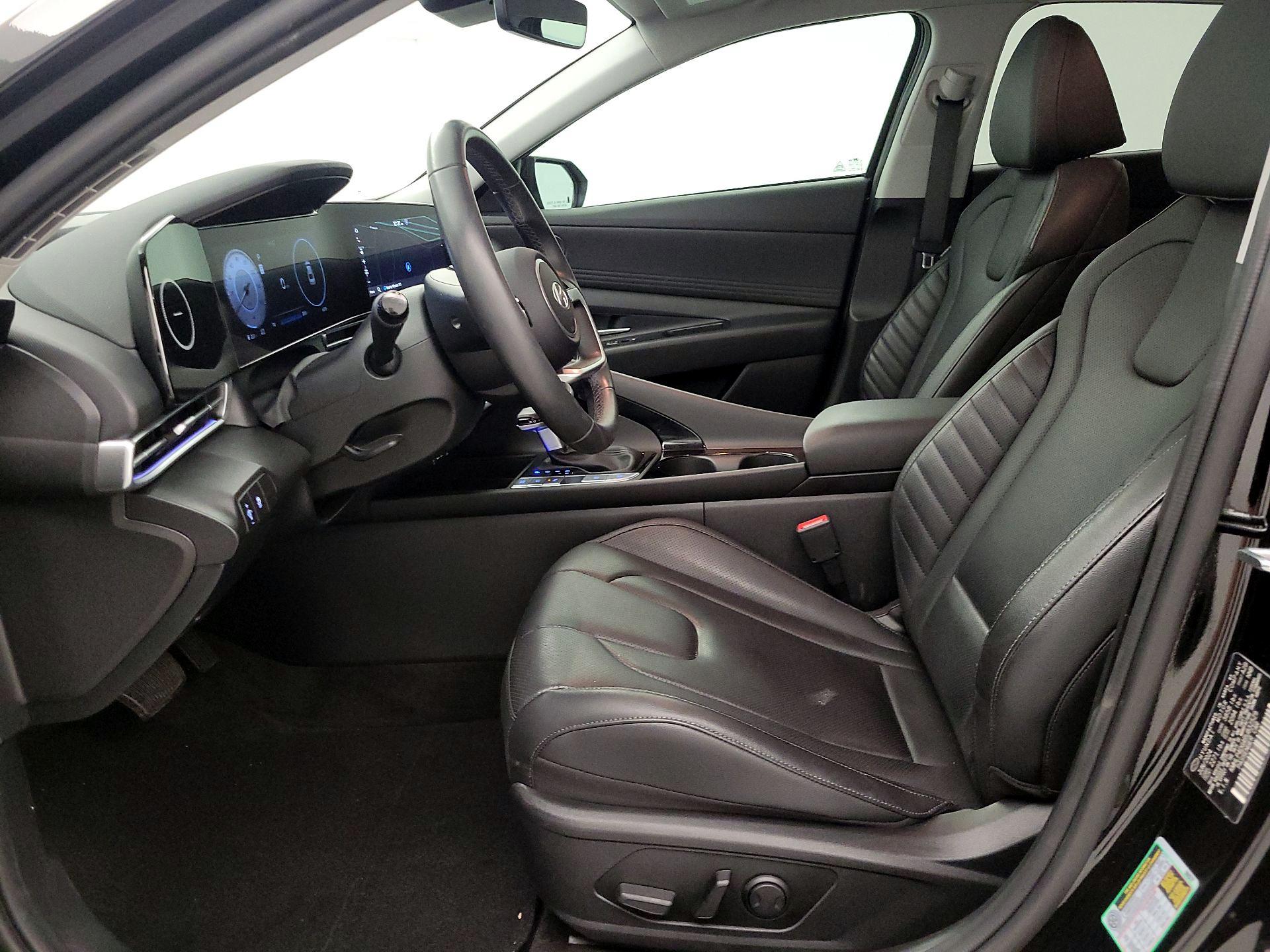 Thumbnail: 2024 Hyundai Elantra - 11
