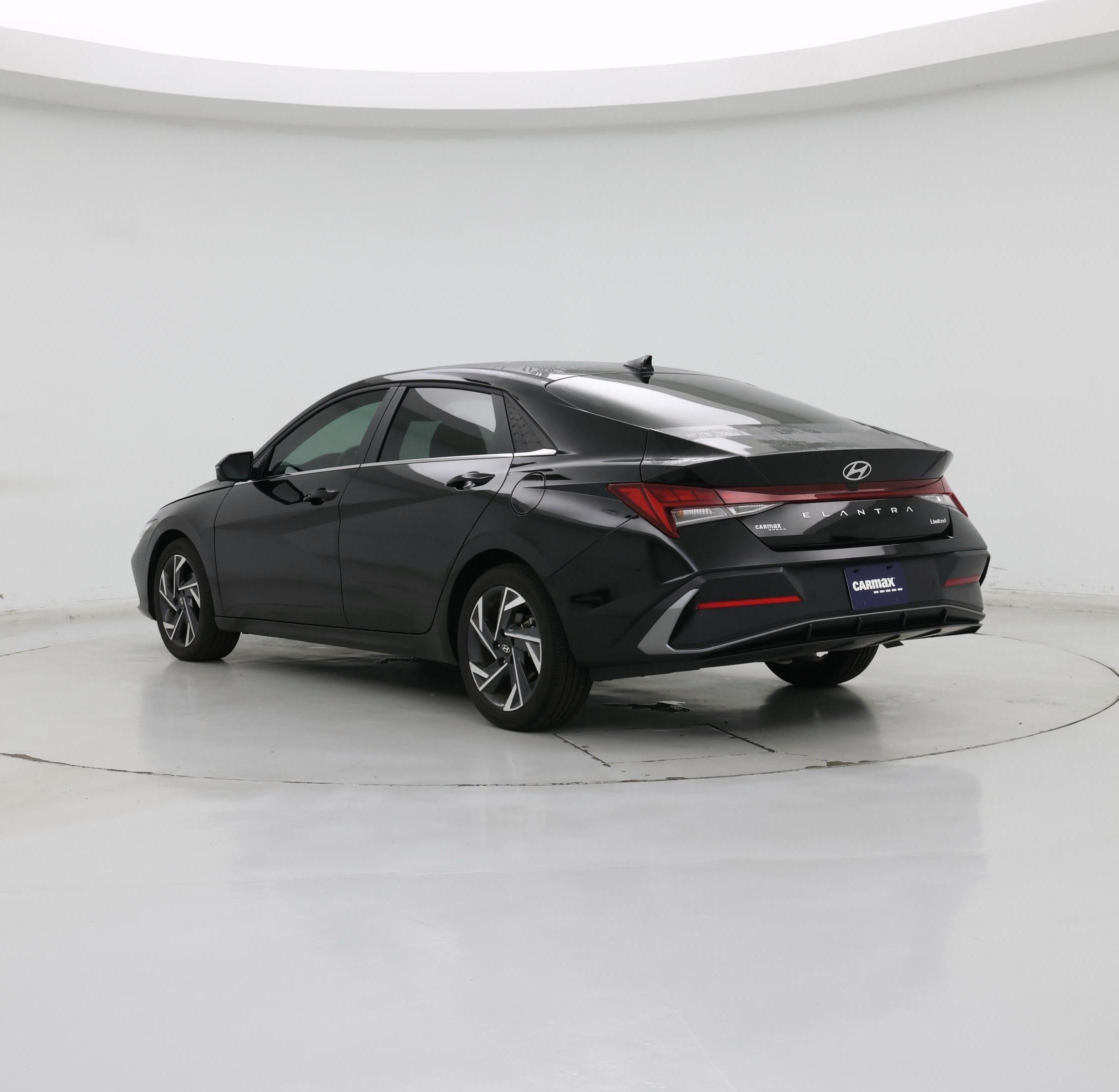 Thumbnail: 2024 Hyundai Elantra - 2
