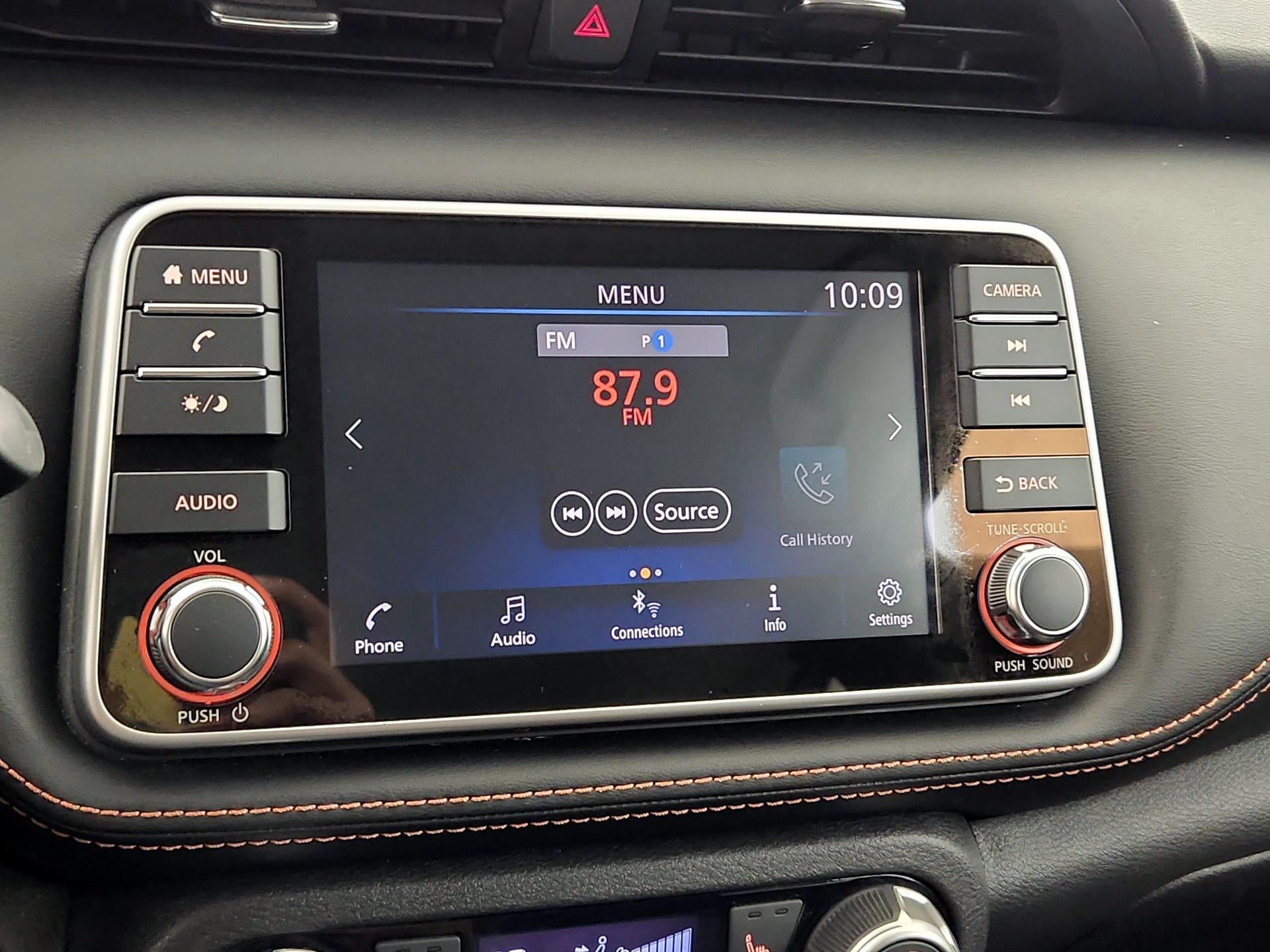 Thumbnail: 2020 Nissan Kicks - 14