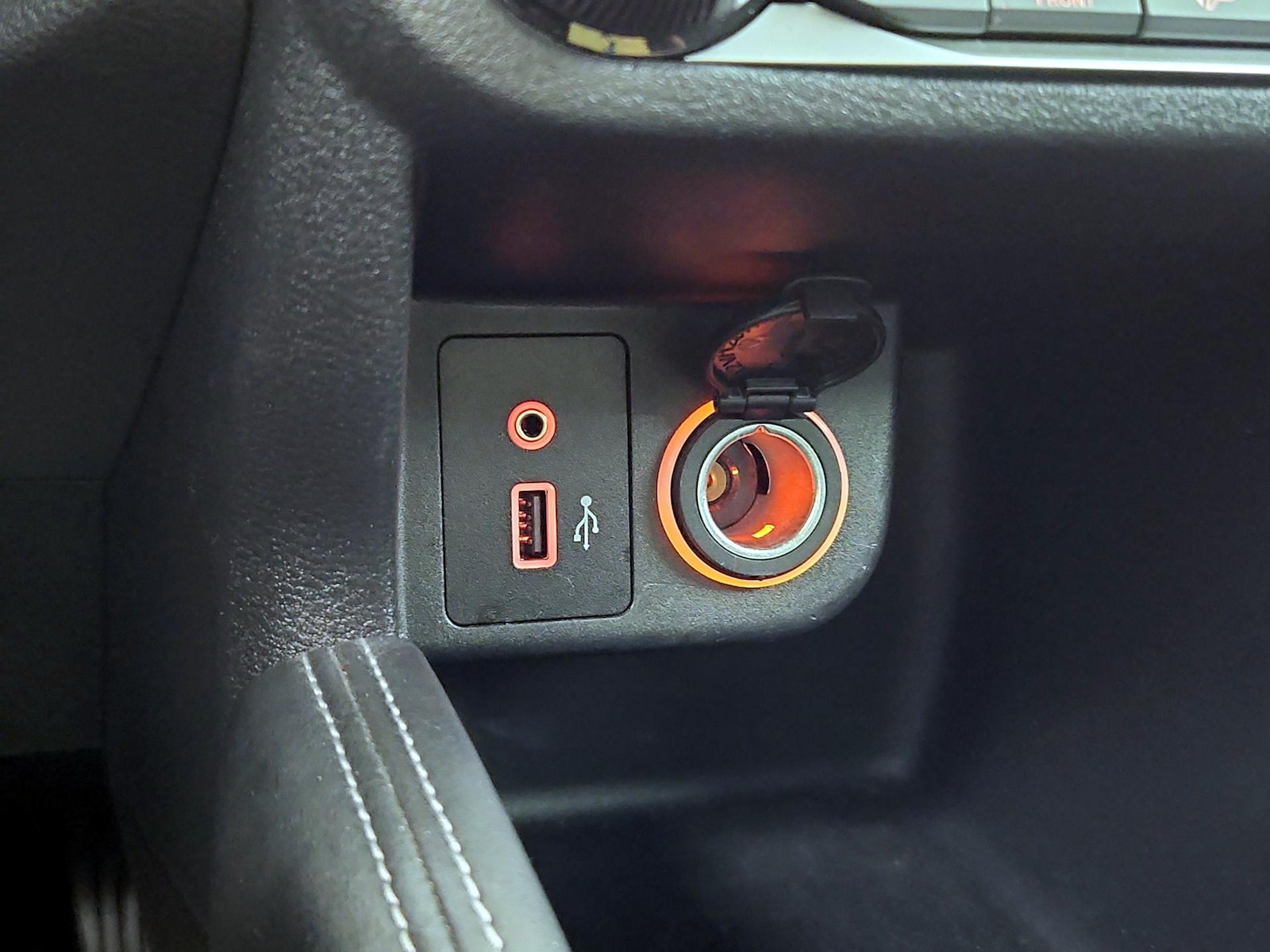 2020 Nissan Kicks SR - Photo 18