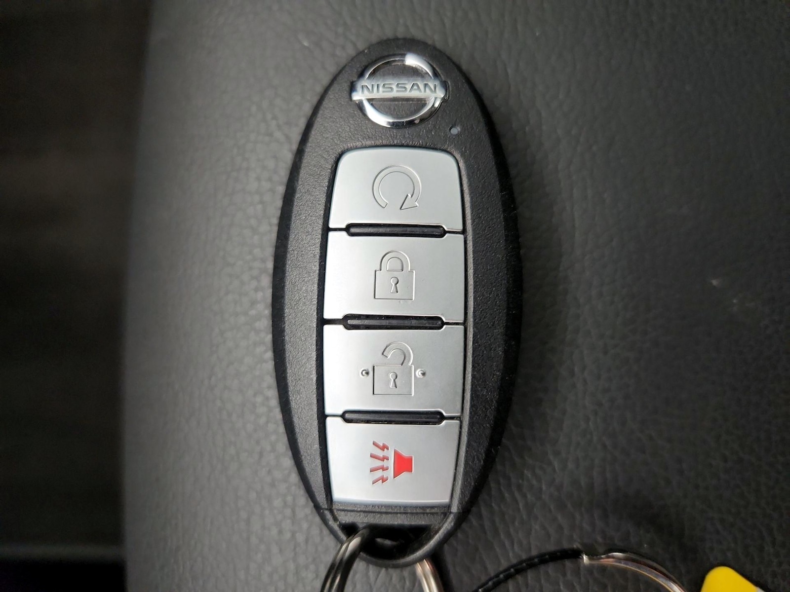 2020 Nissan Kicks SR - Photo 23