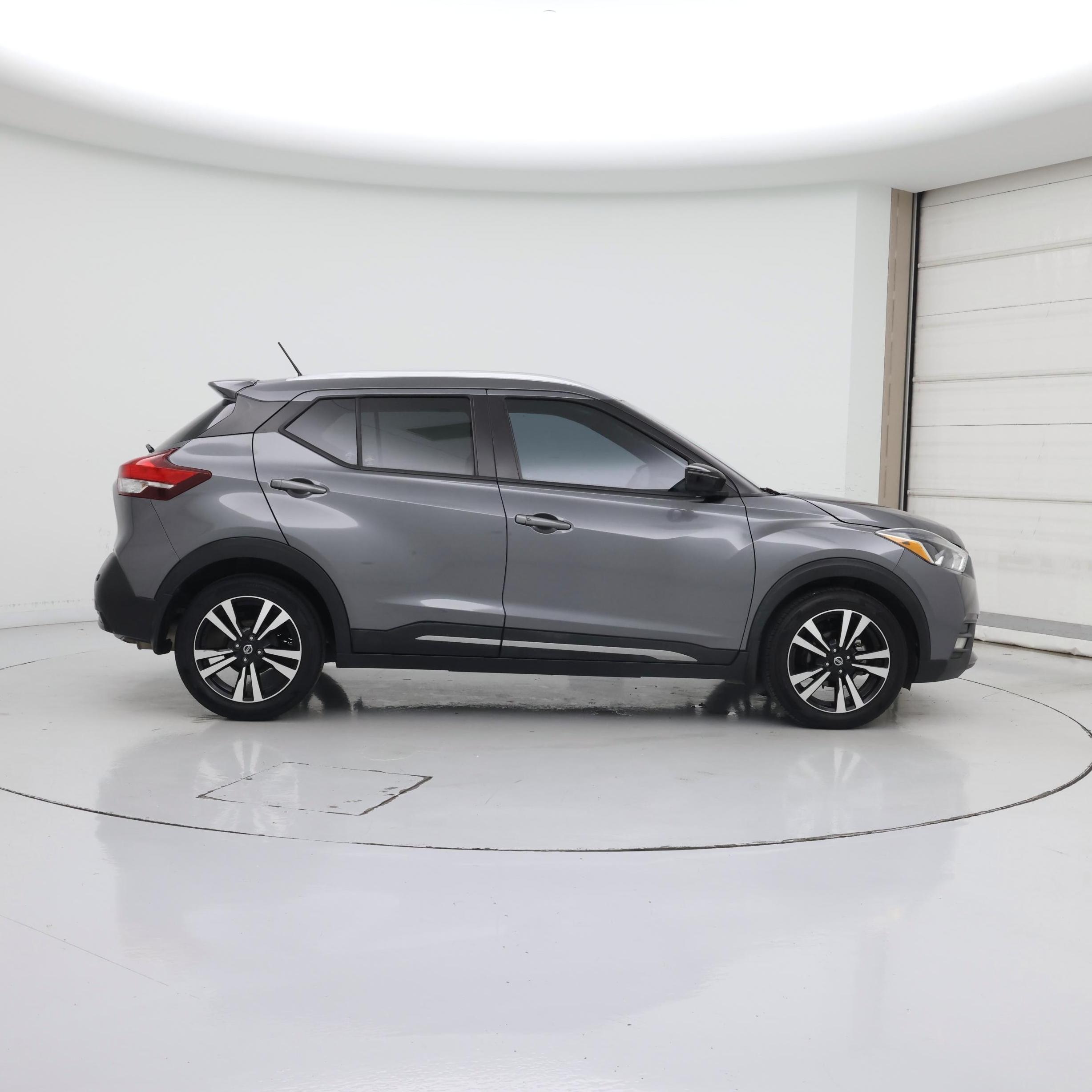 Thumbnail: 2020 Nissan Kicks - 7