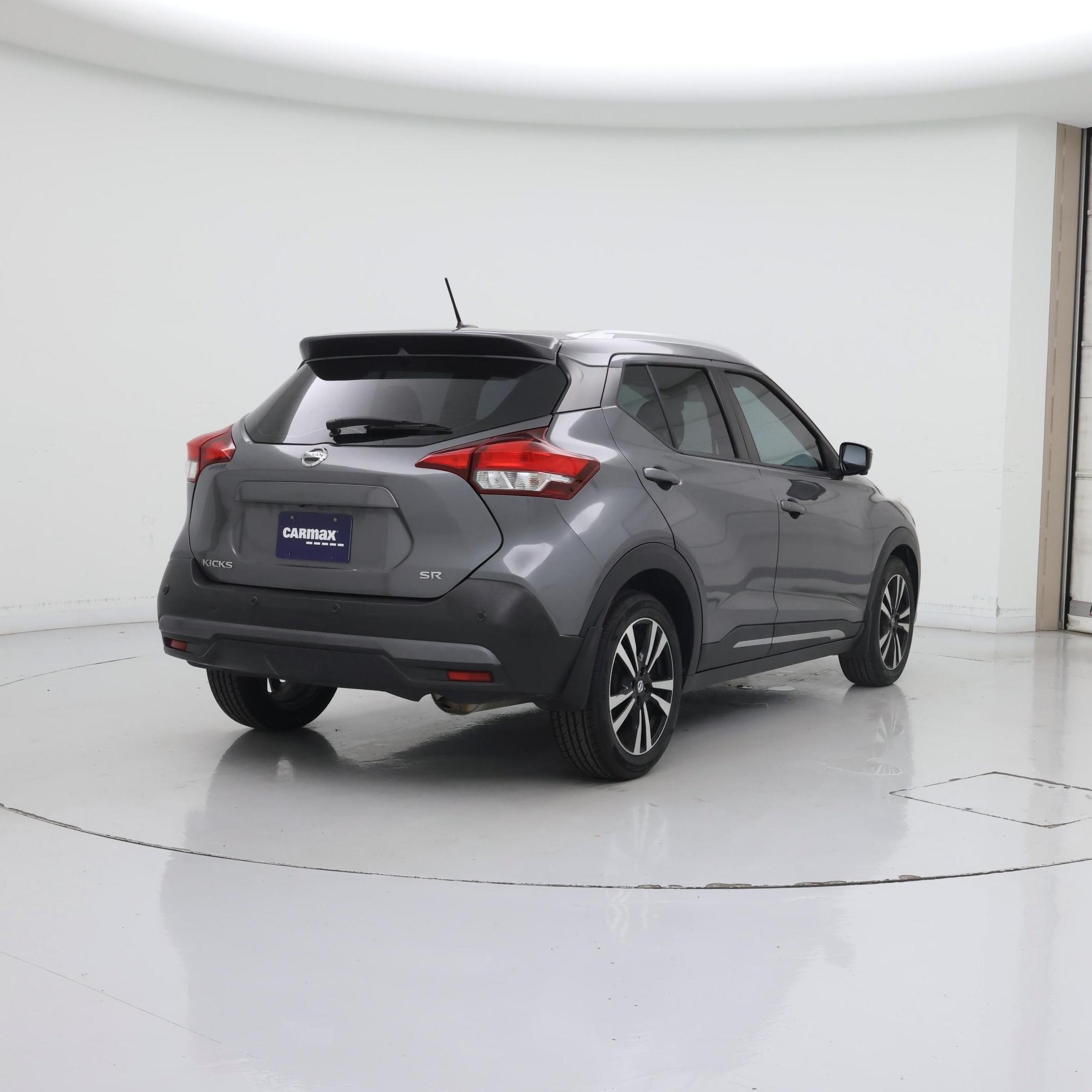 Thumbnail: 2020 Nissan Kicks - 8