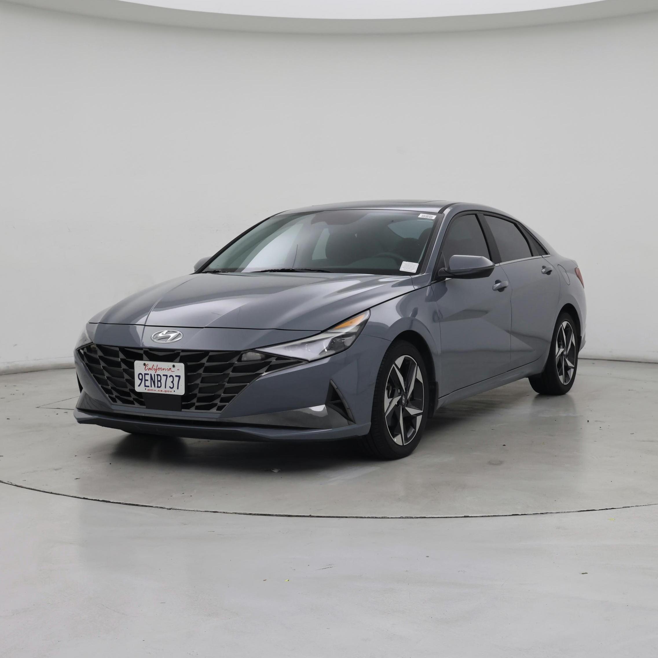 Thumbnail: 2023 Hyundai Elantra - 4