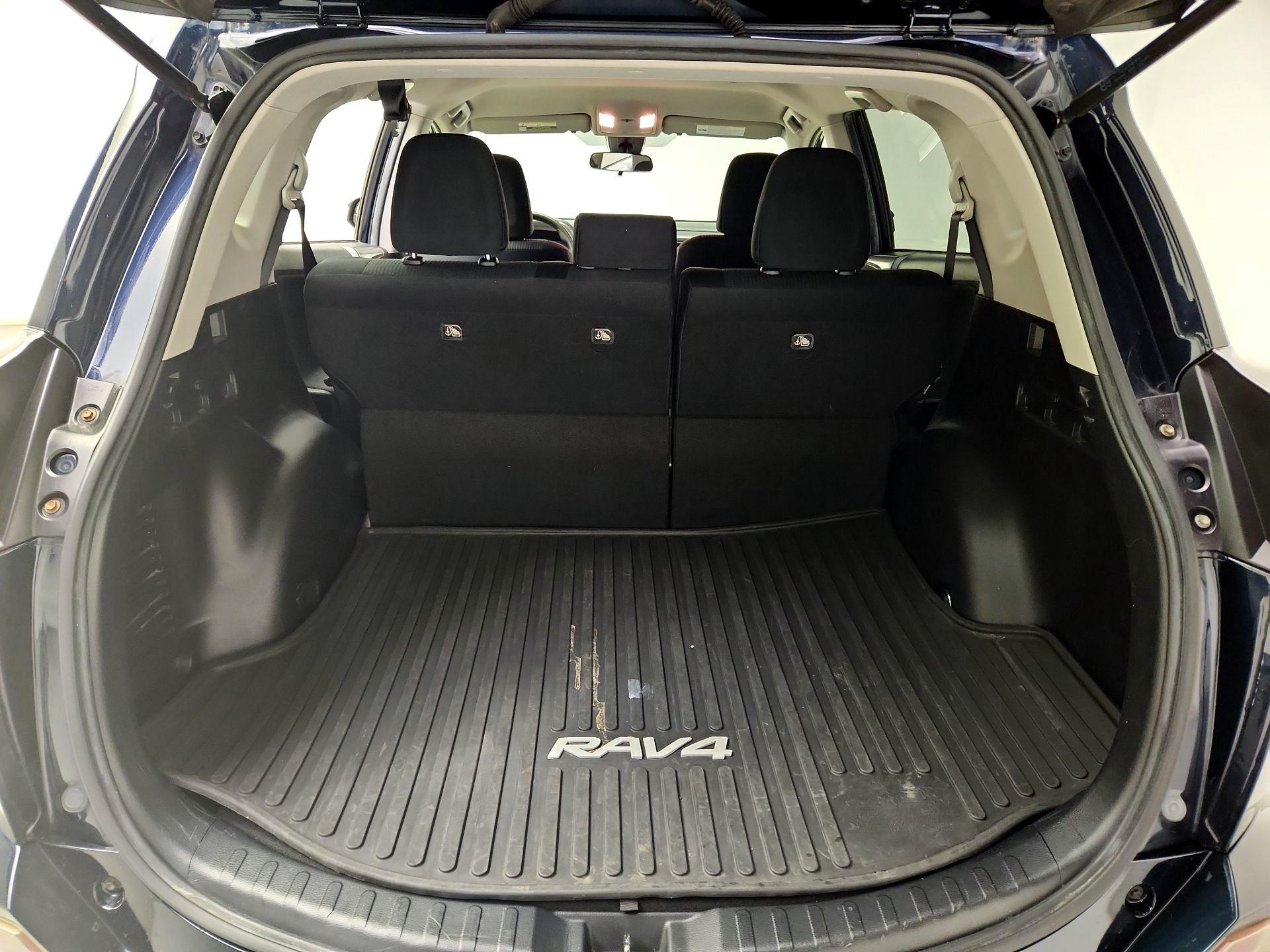 Thumbnail: 2017 Toyota RAV4 - 18