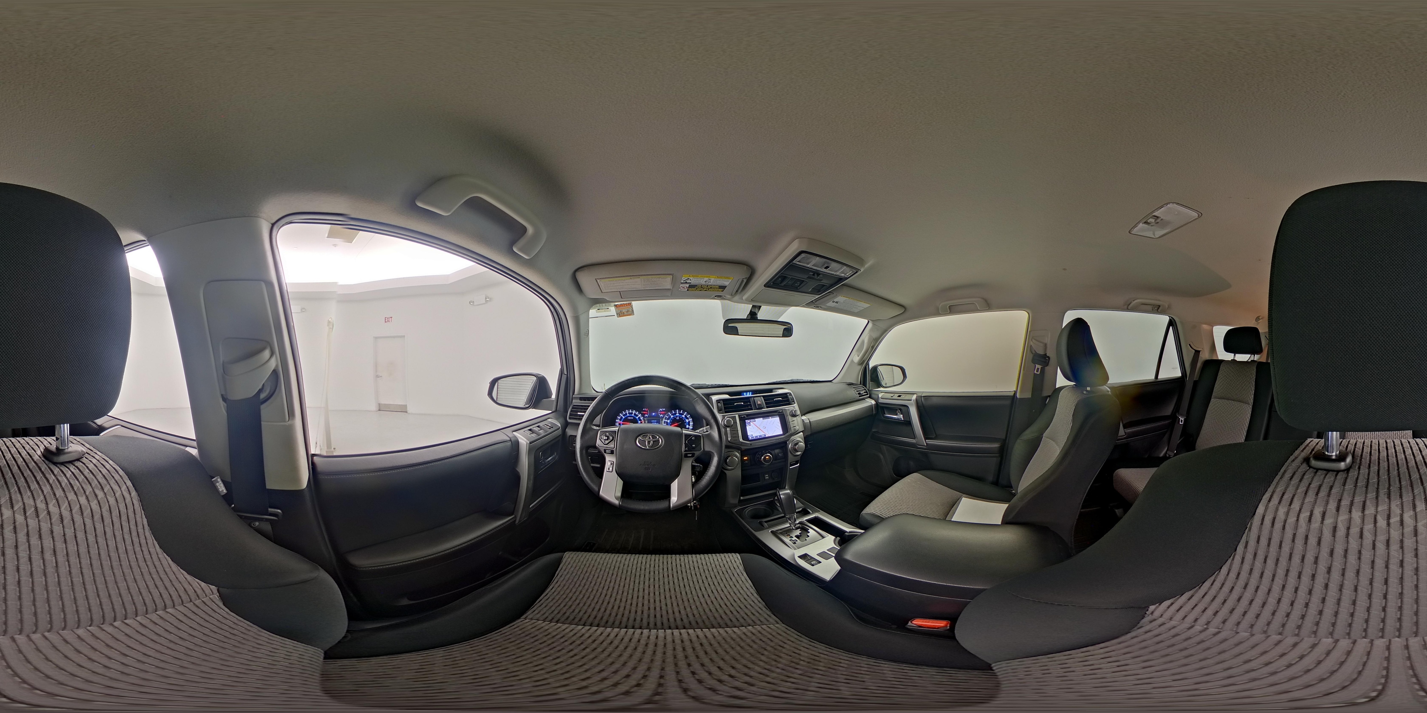 2018 Toyota 4Runner SR5 - Photo 29