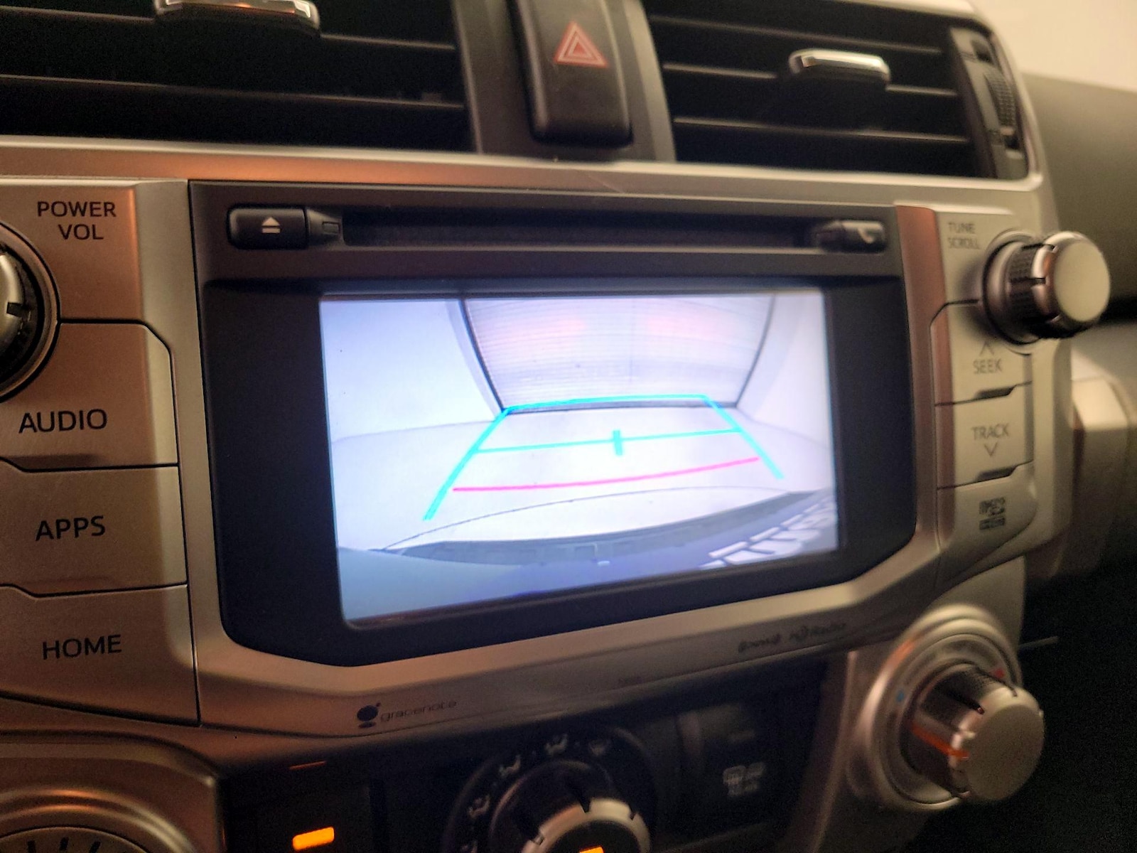 2018 Toyota 4Runner SR5 - Photo 16