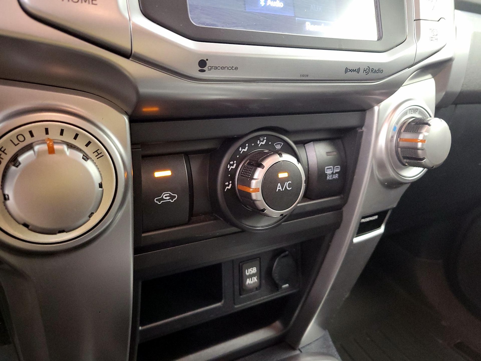 2018 Toyota 4Runner SR5 - Photo 18