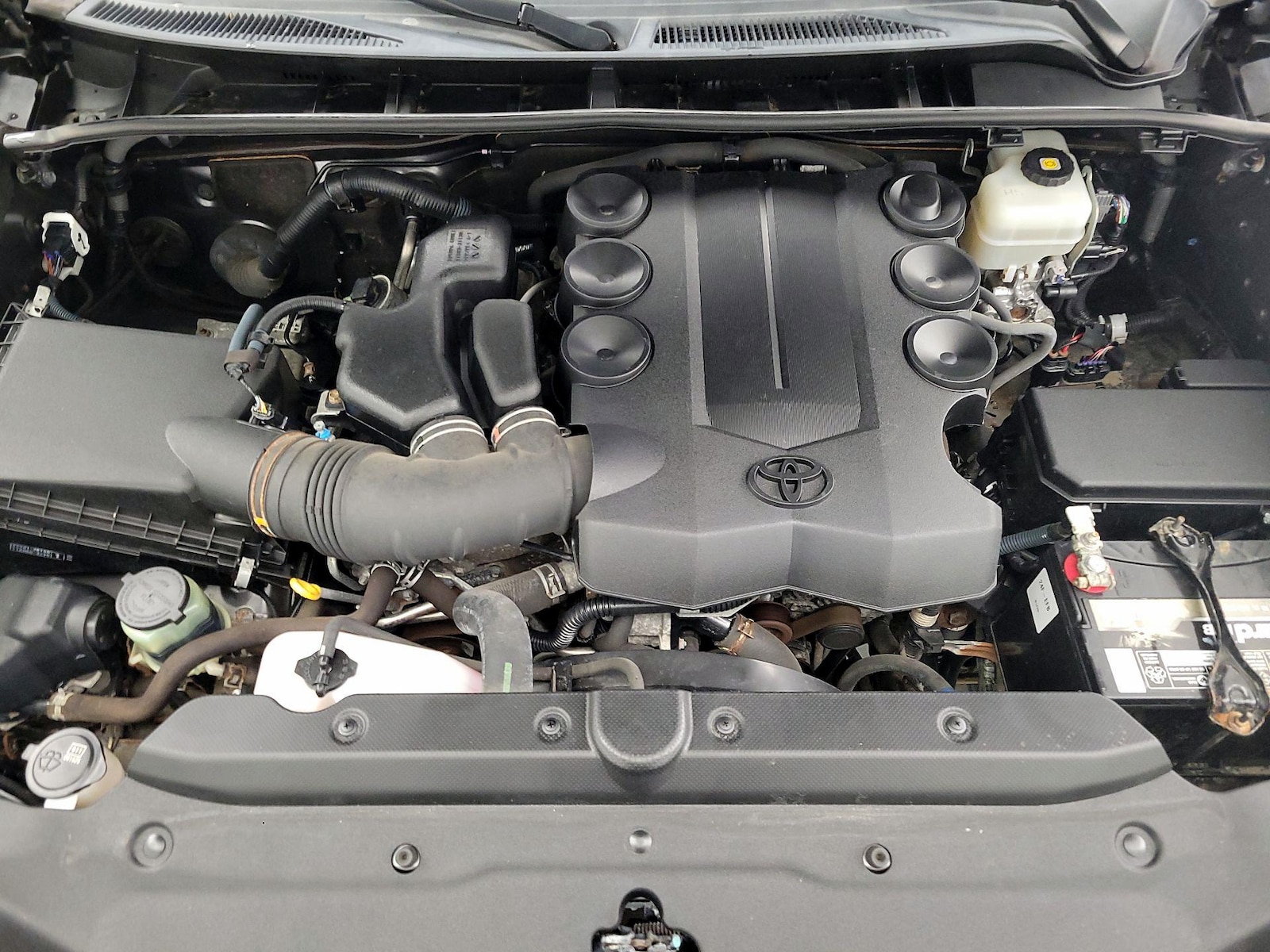2018 Toyota 4Runner SR5 - Photo 25