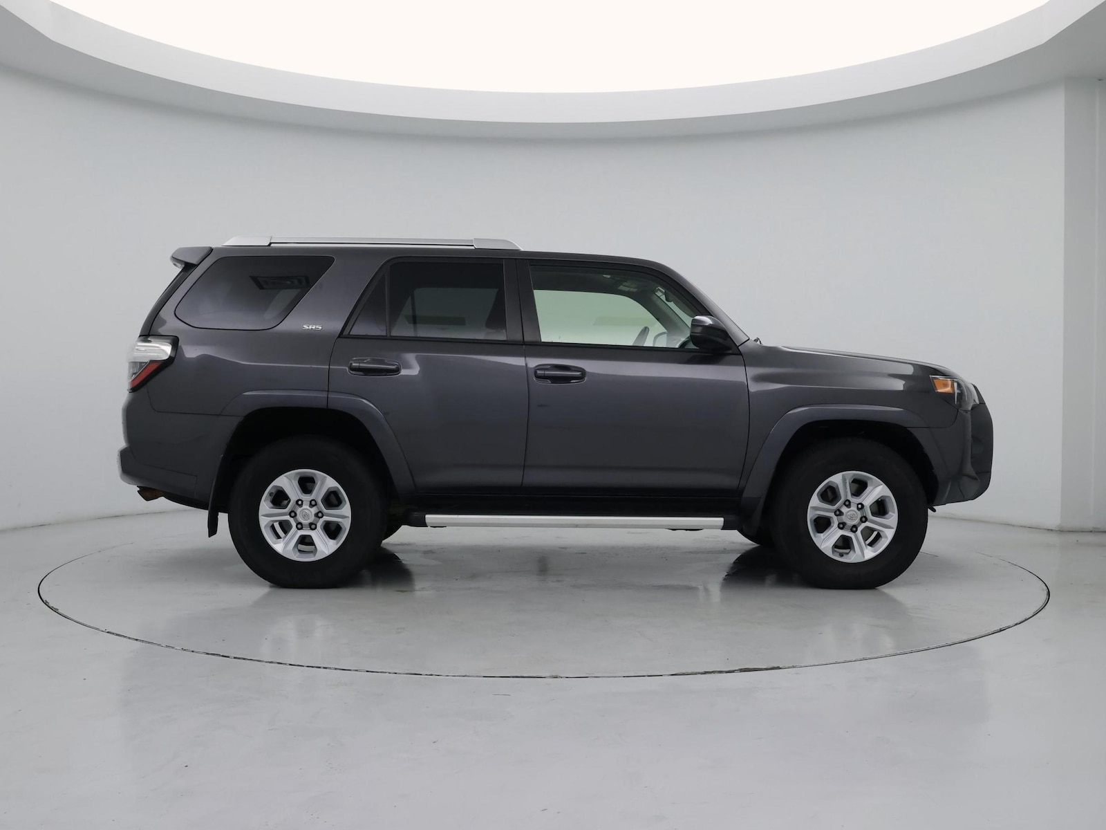 2018 Toyota 4Runner SR5 - Photo 8