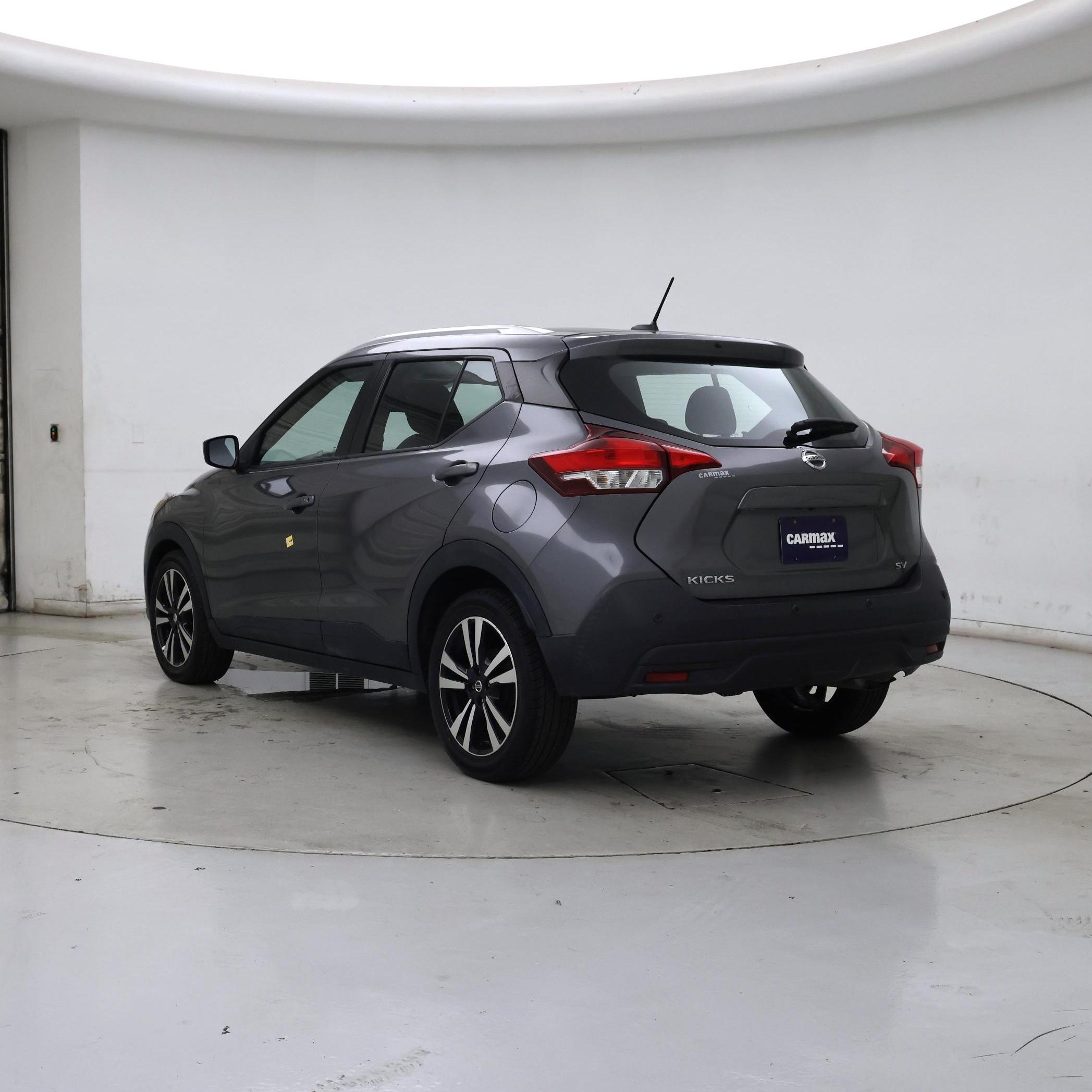 Thumbnail: 2020 Nissan Kicks - 2