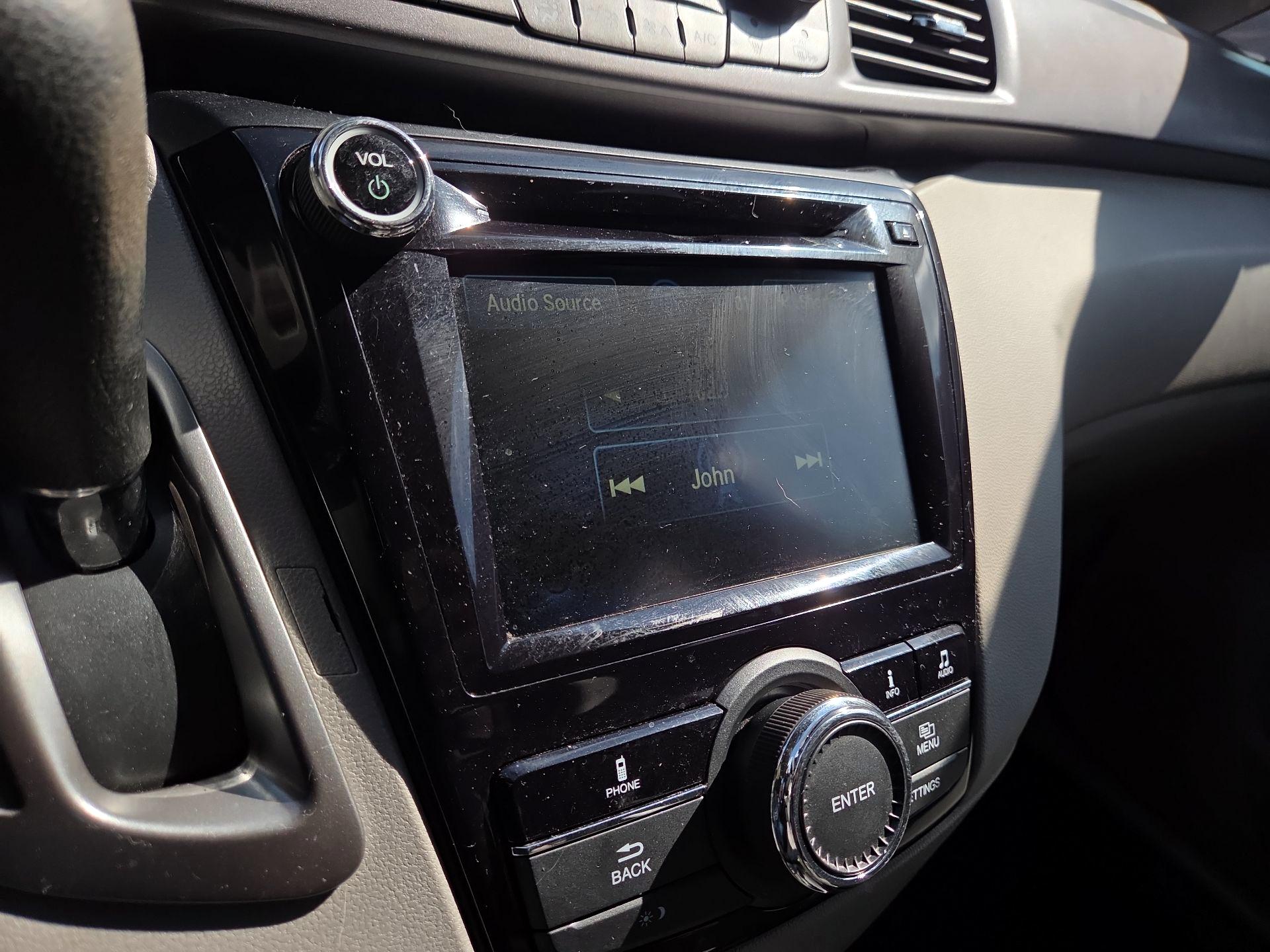 Thumbnail: 2014 Honda Odyssey - 15