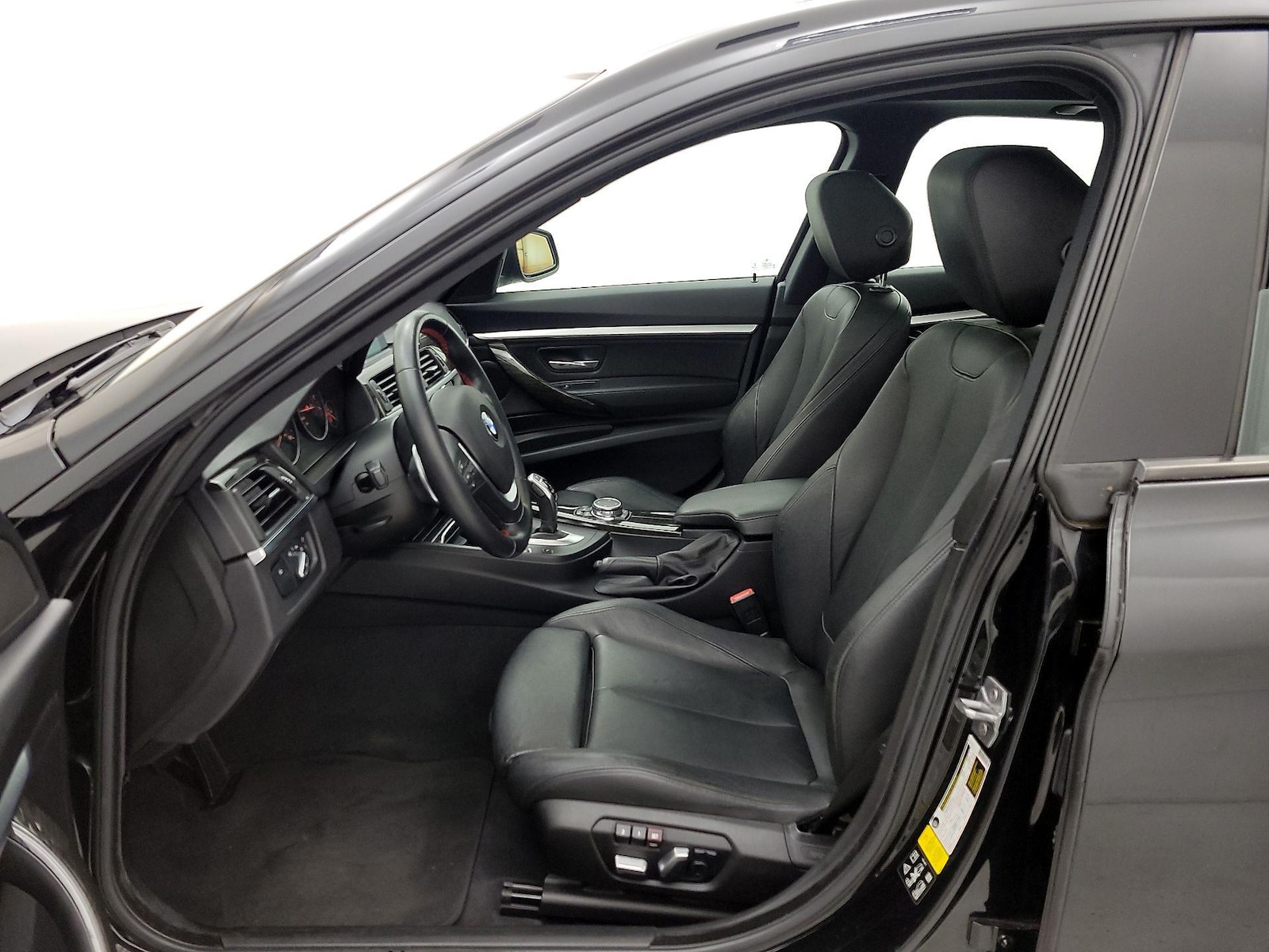 2016 BMW 3 Series 328i - Photo 12