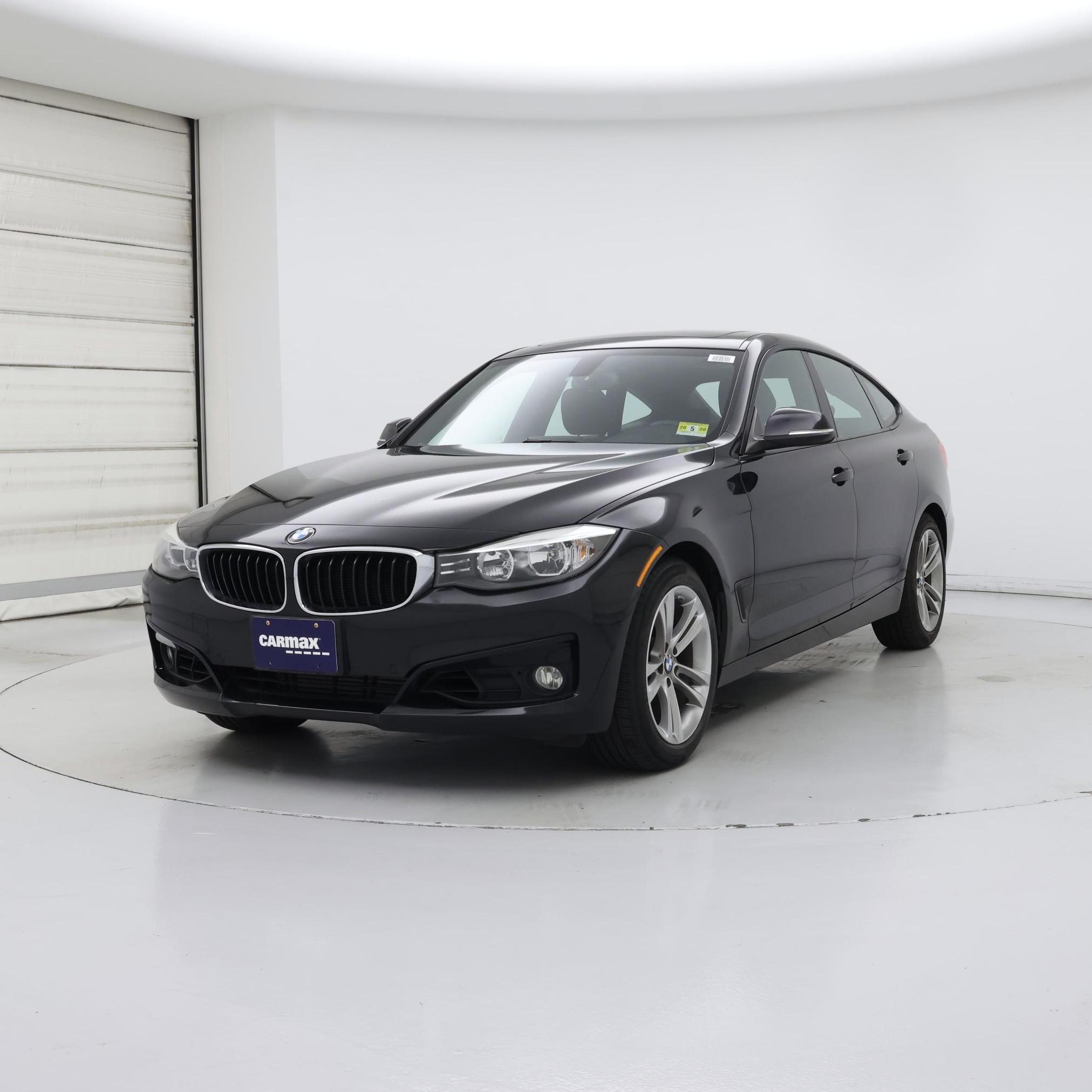 Thumbnail: 2016 BMW 3 Series - 4