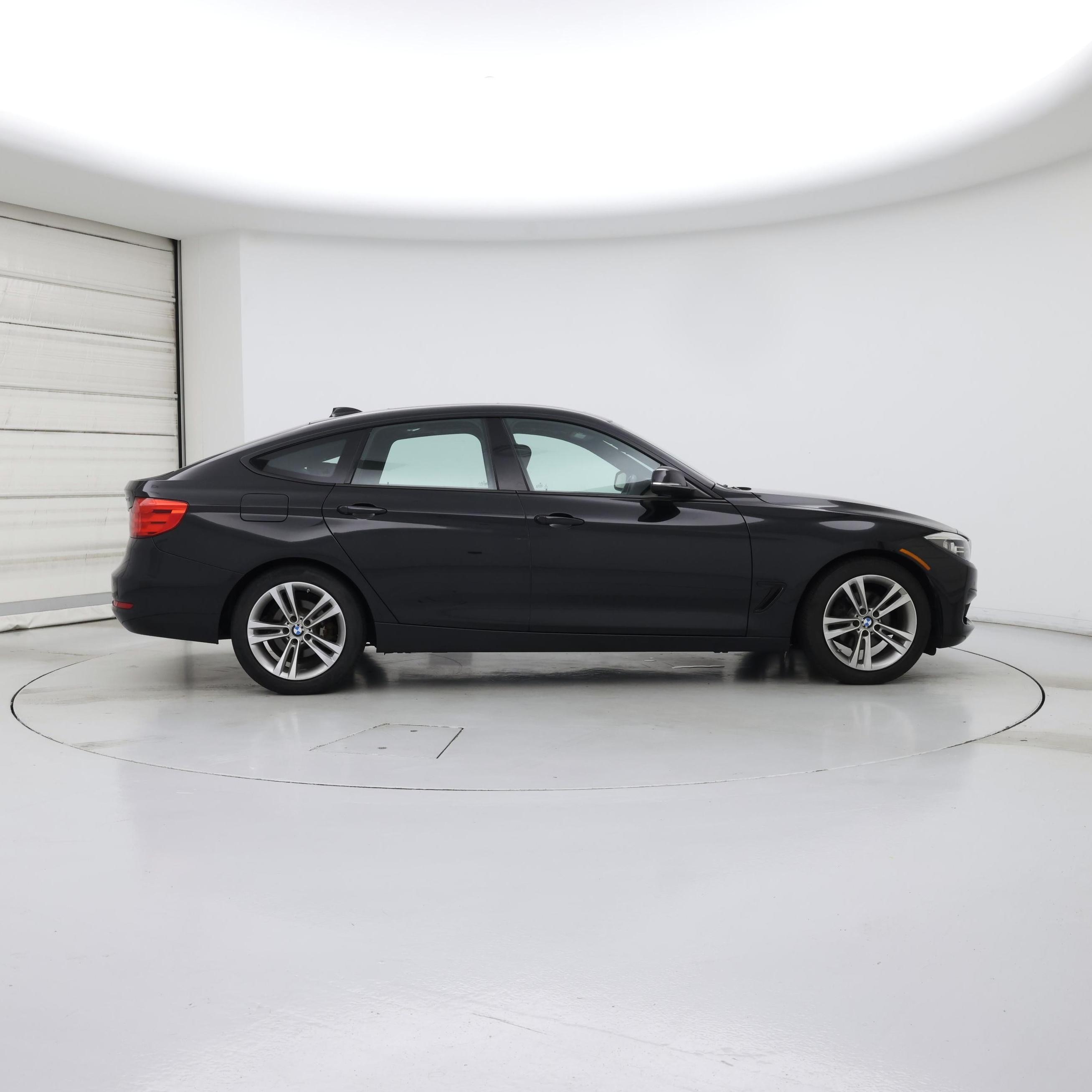 Thumbnail: 2016 BMW 3 Series - 7