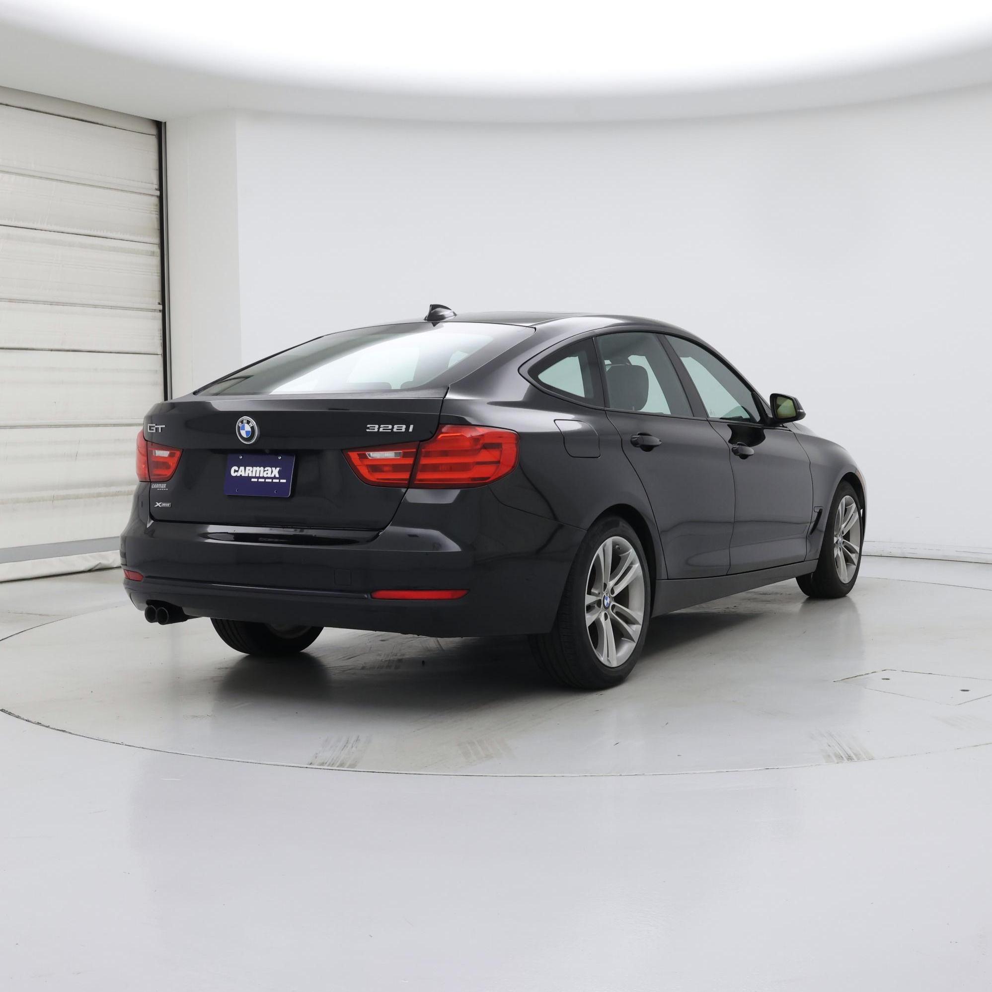 Thumbnail: 2016 BMW 3 Series - 8