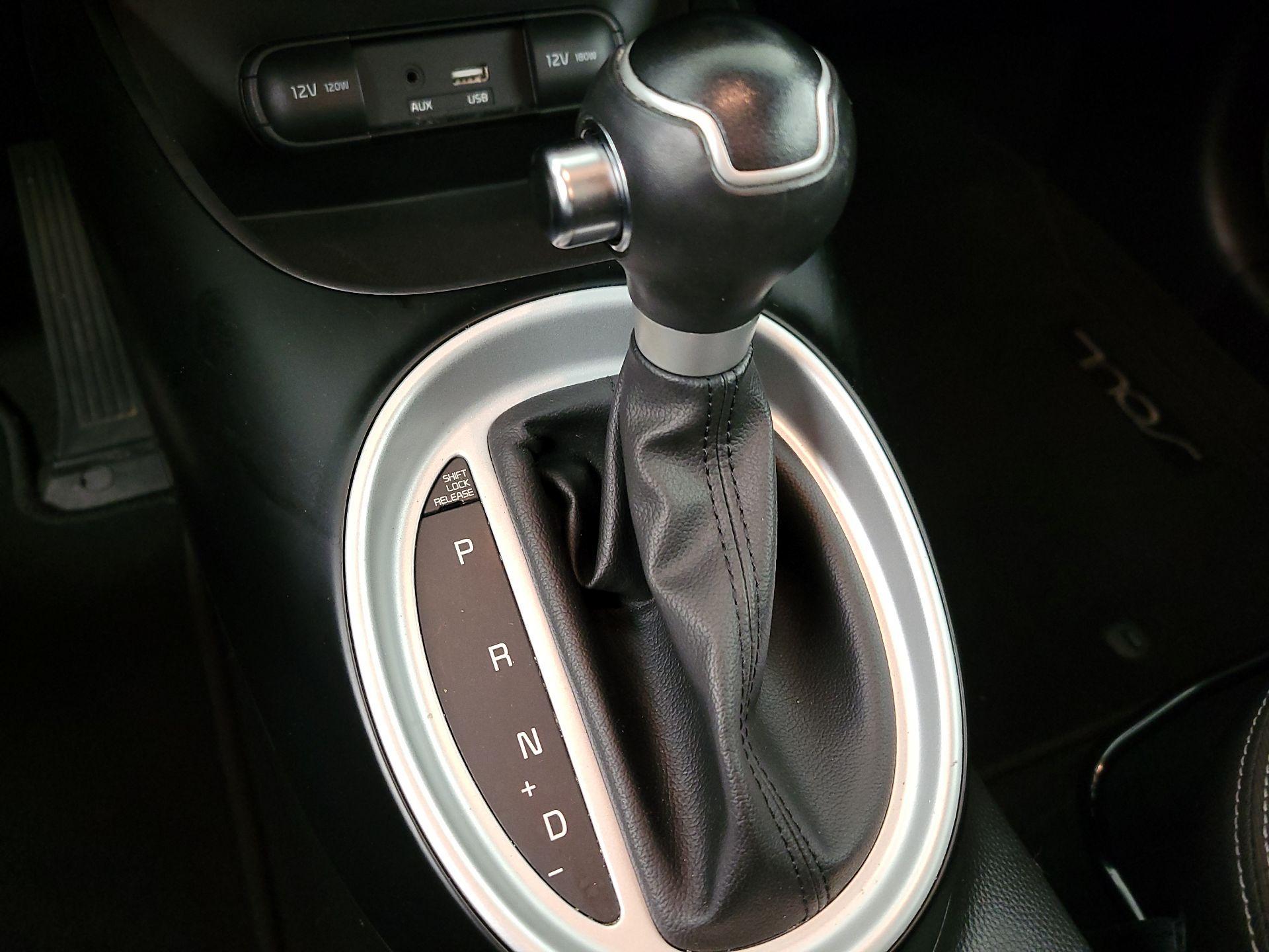Thumbnail: 2016 Kia Soul - 16