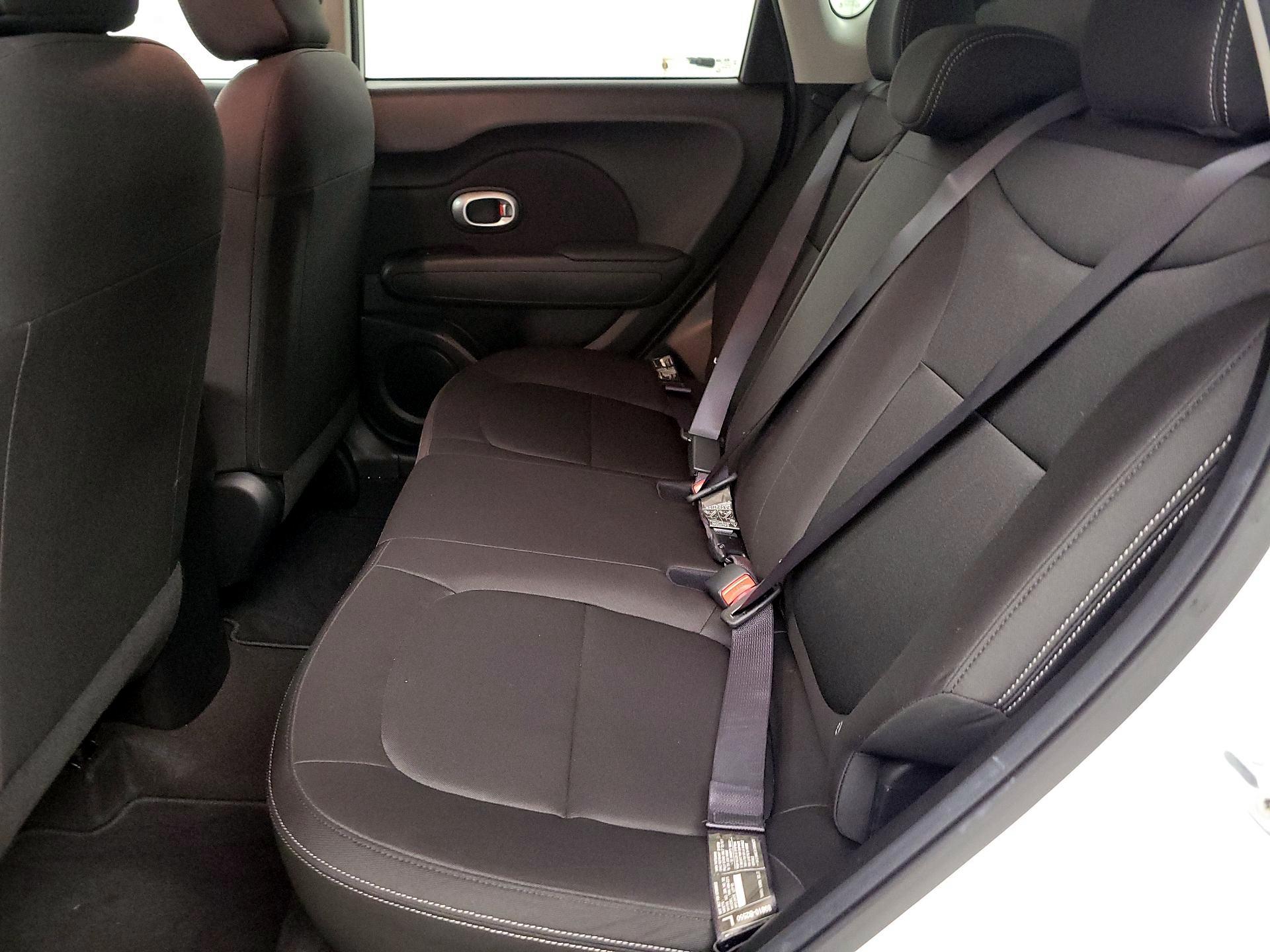 Thumbnail: 2016 Kia Soul - 18