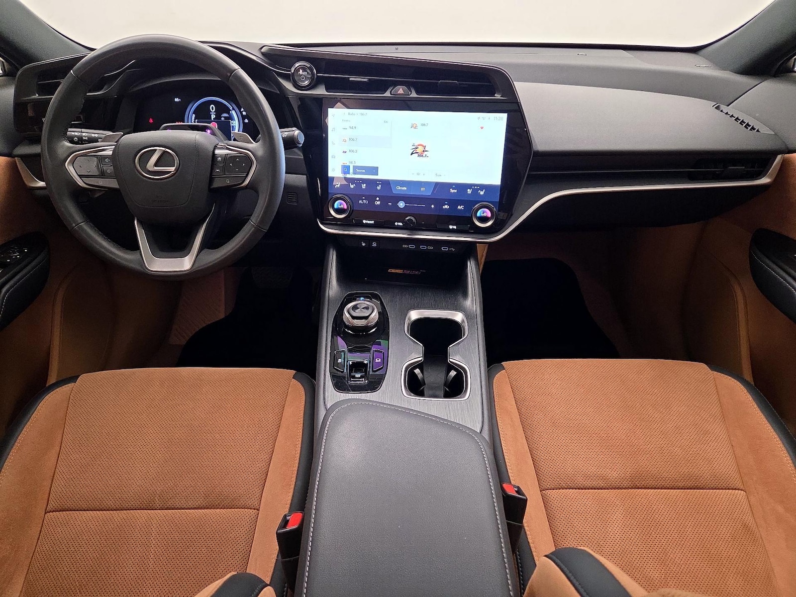 2024 Lexus RZ Luxury - Photo 10