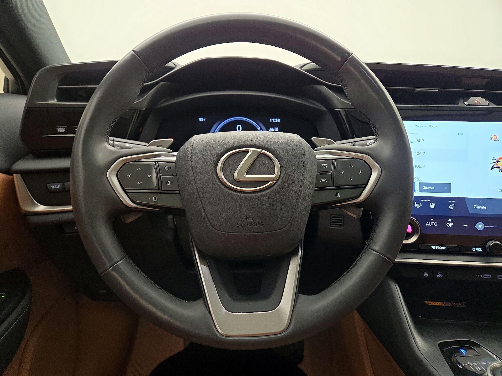 2024 Lexus RZ Luxury - Photo 11