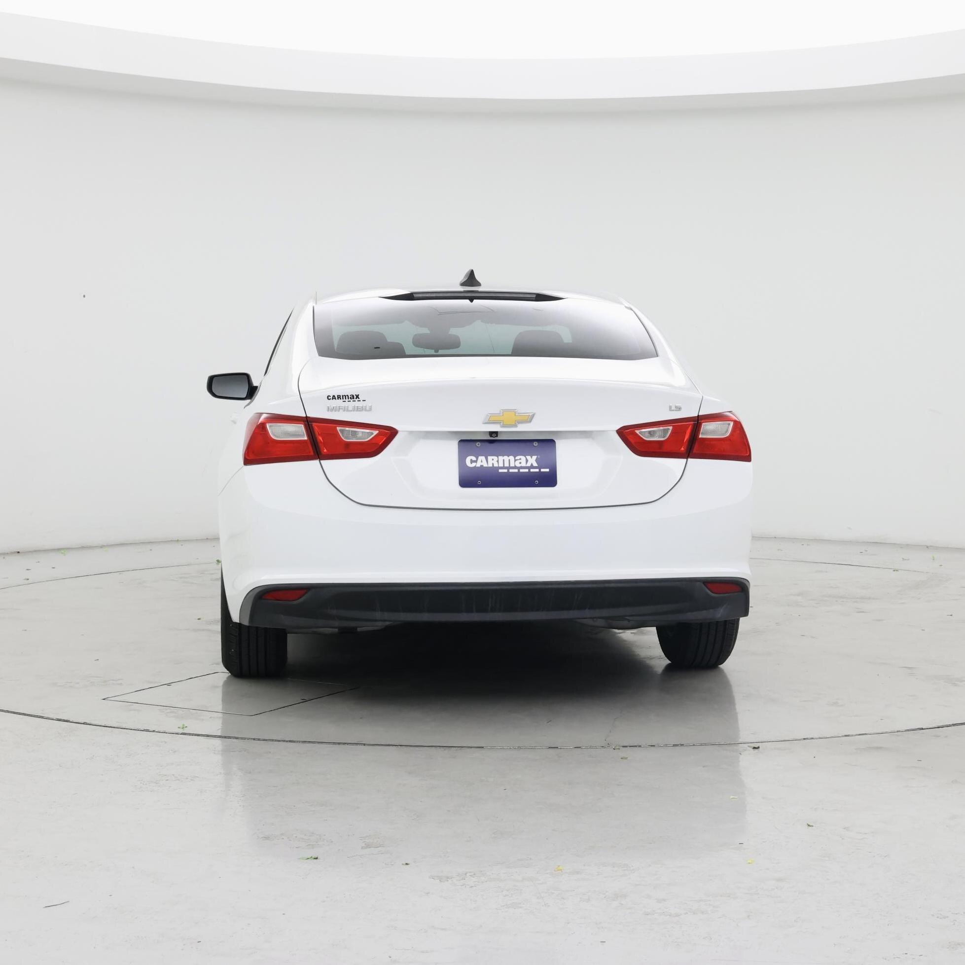 Thumbnail: 2016 Chevrolet Malibu - 6