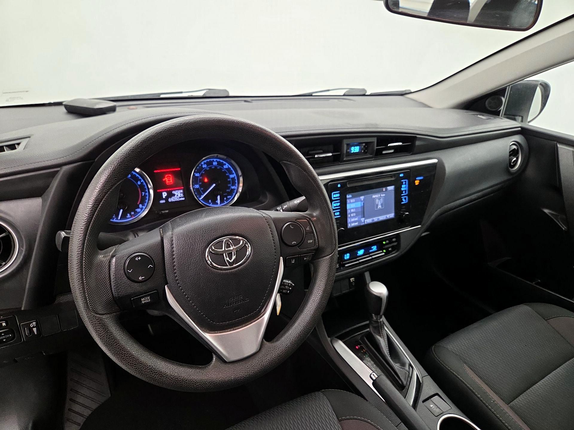Thumbnail: 2019 Toyota Corolla - 9
