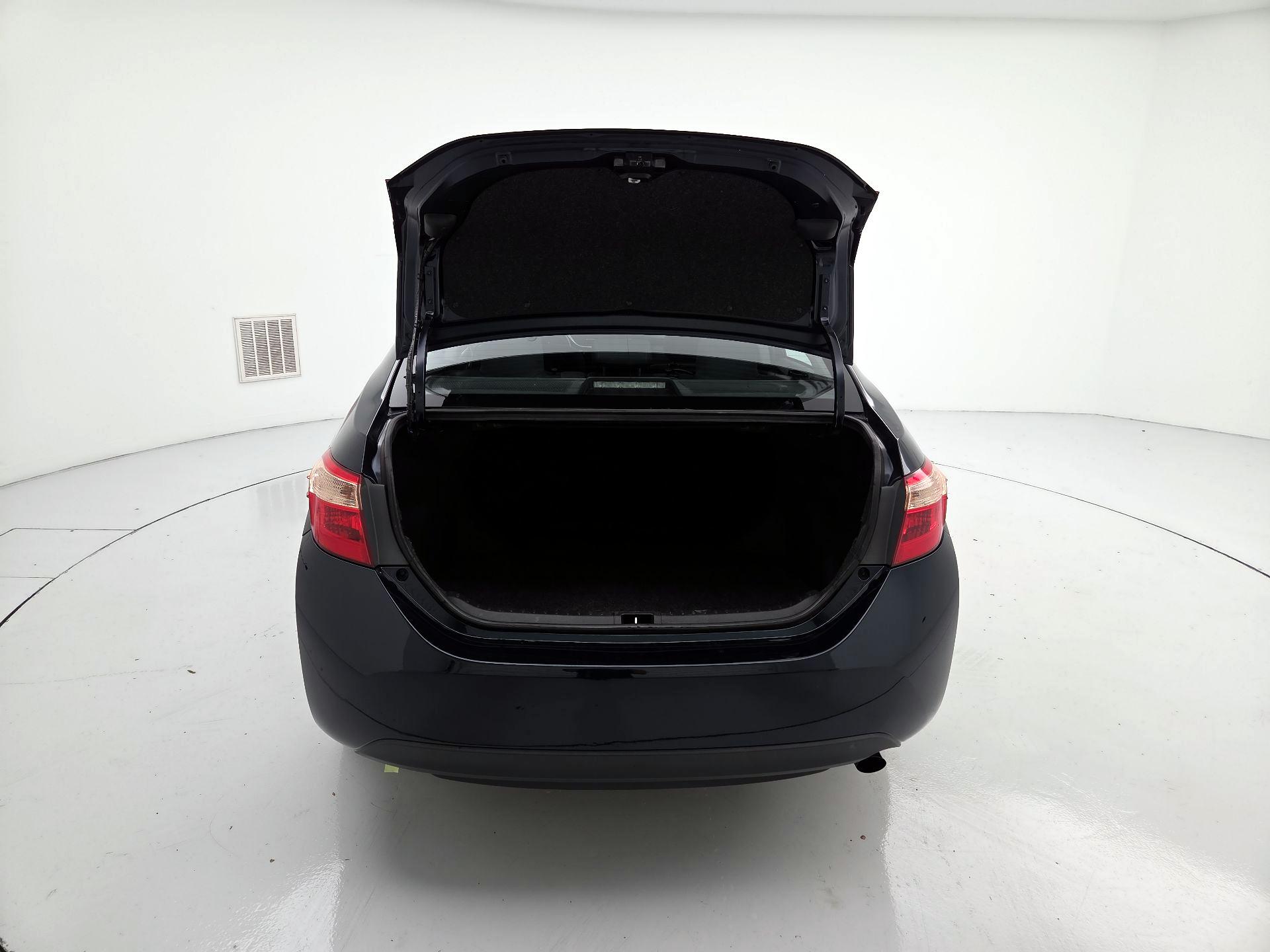 Thumbnail: 2019 Toyota Corolla - 20