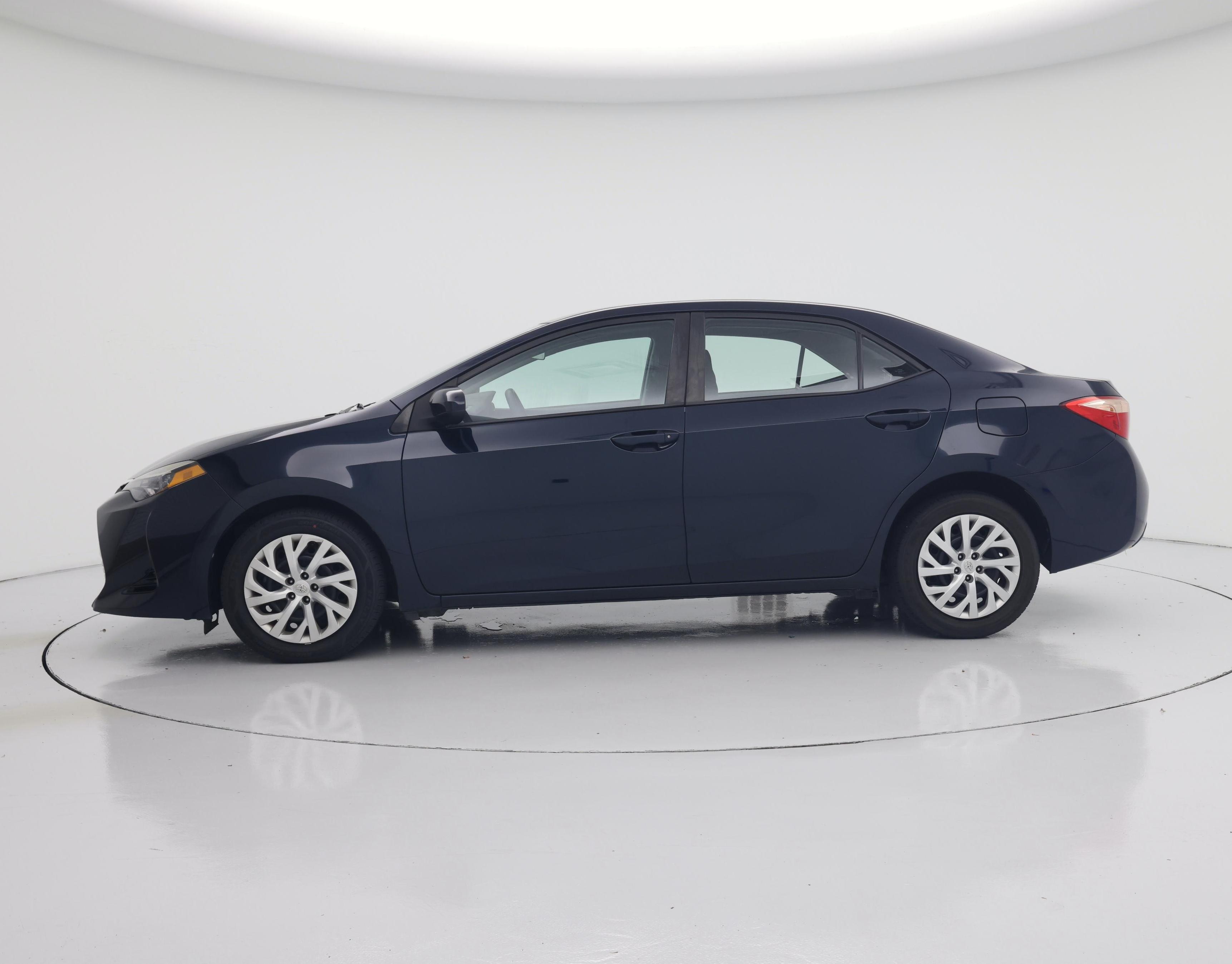 Thumbnail: 2019 Toyota Corolla - 3