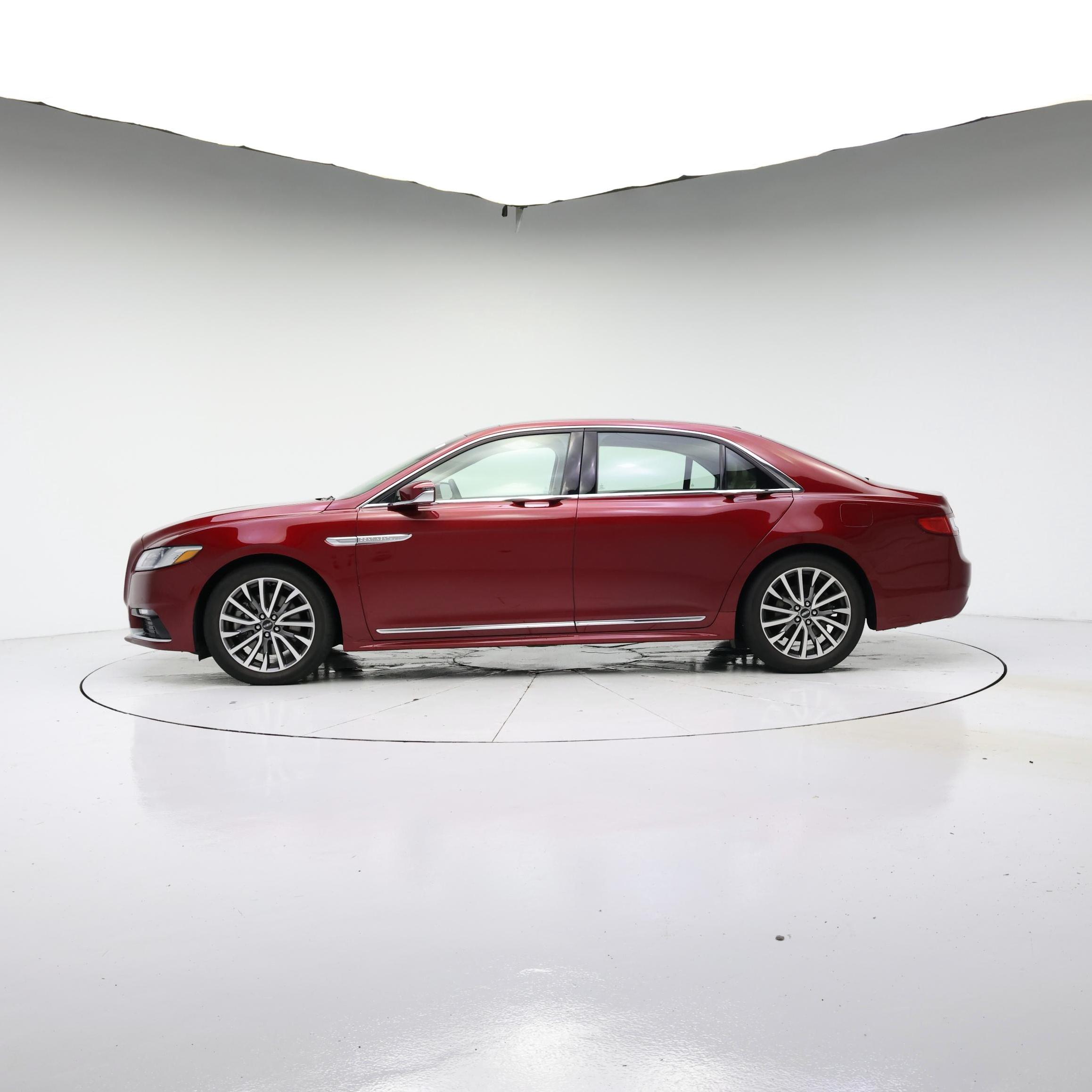 Thumbnail: 2017 Lincoln Continental - 3