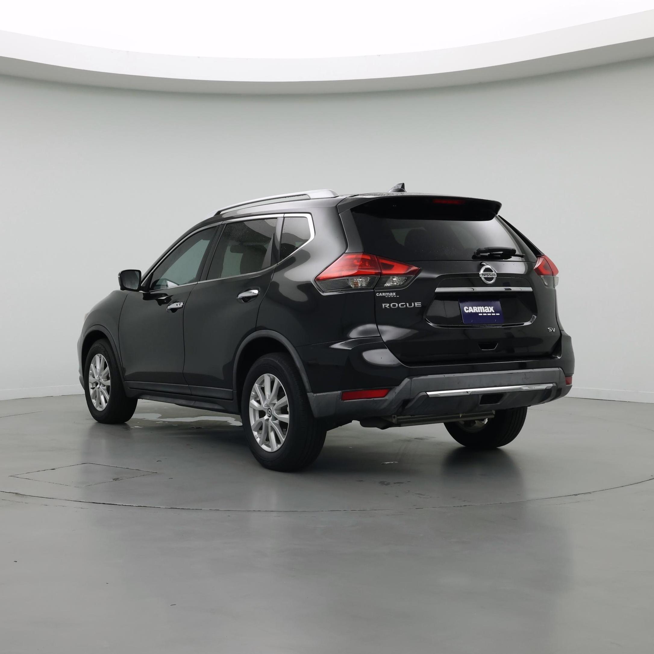 Thumbnail: 2017 Nissan Rogue - 2