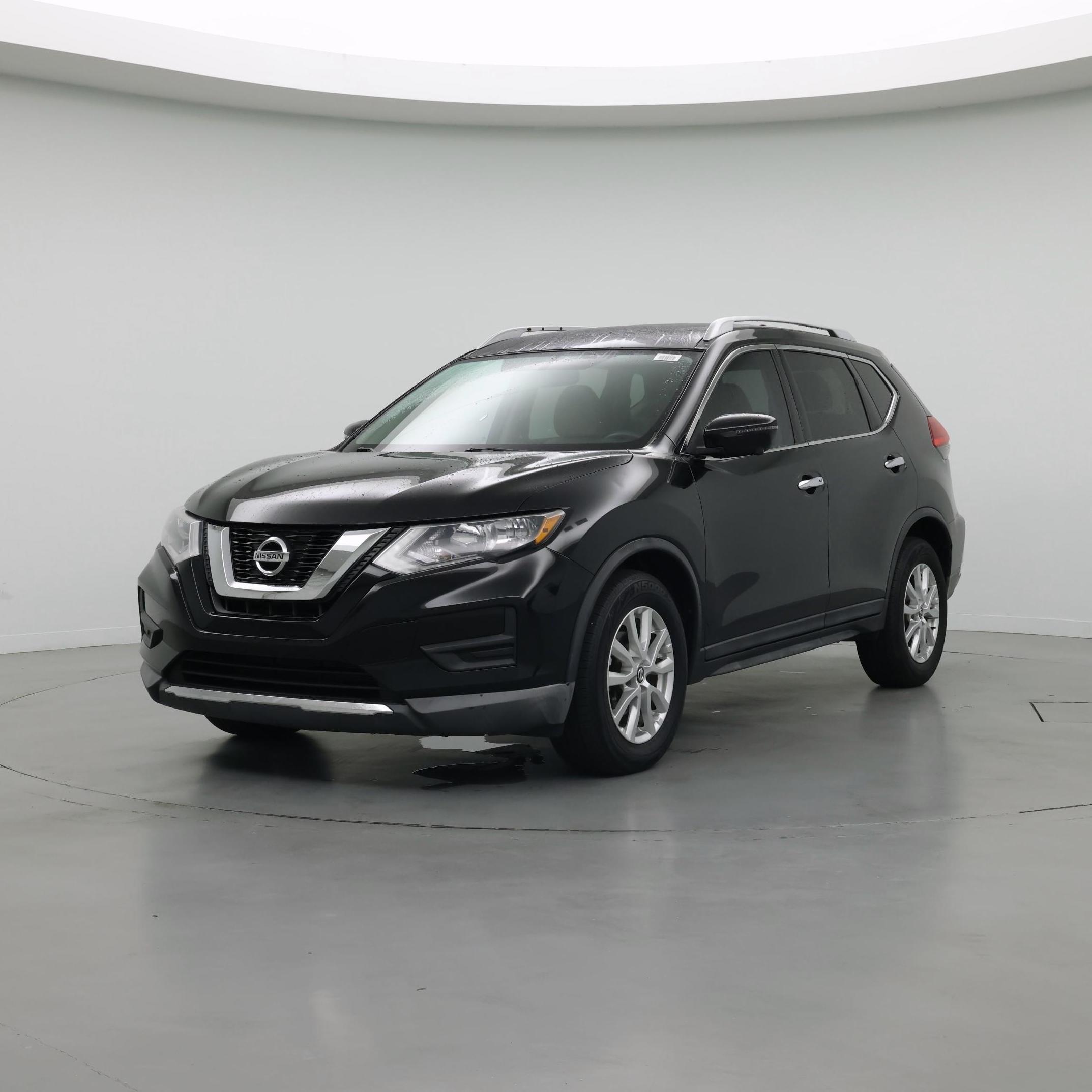 Thumbnail: 2017 Nissan Rogue - 4