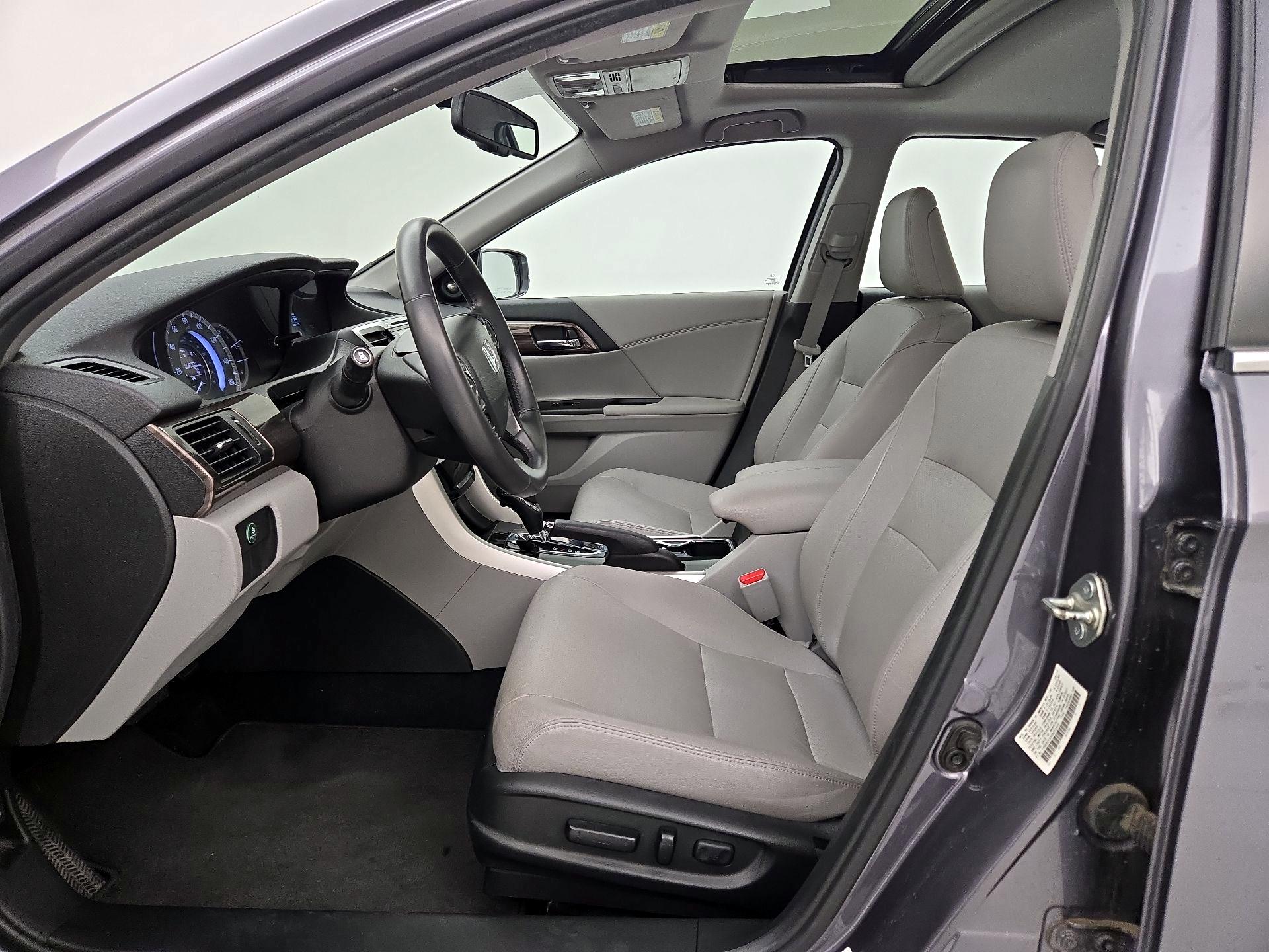 Thumbnail: 2016 Honda Accord - 11