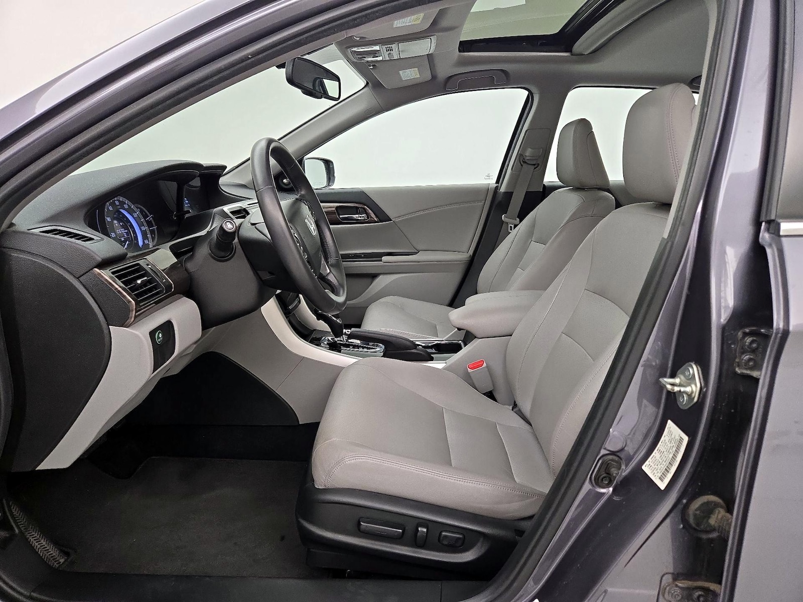 2016 Honda Accord EX-L - Photo 12