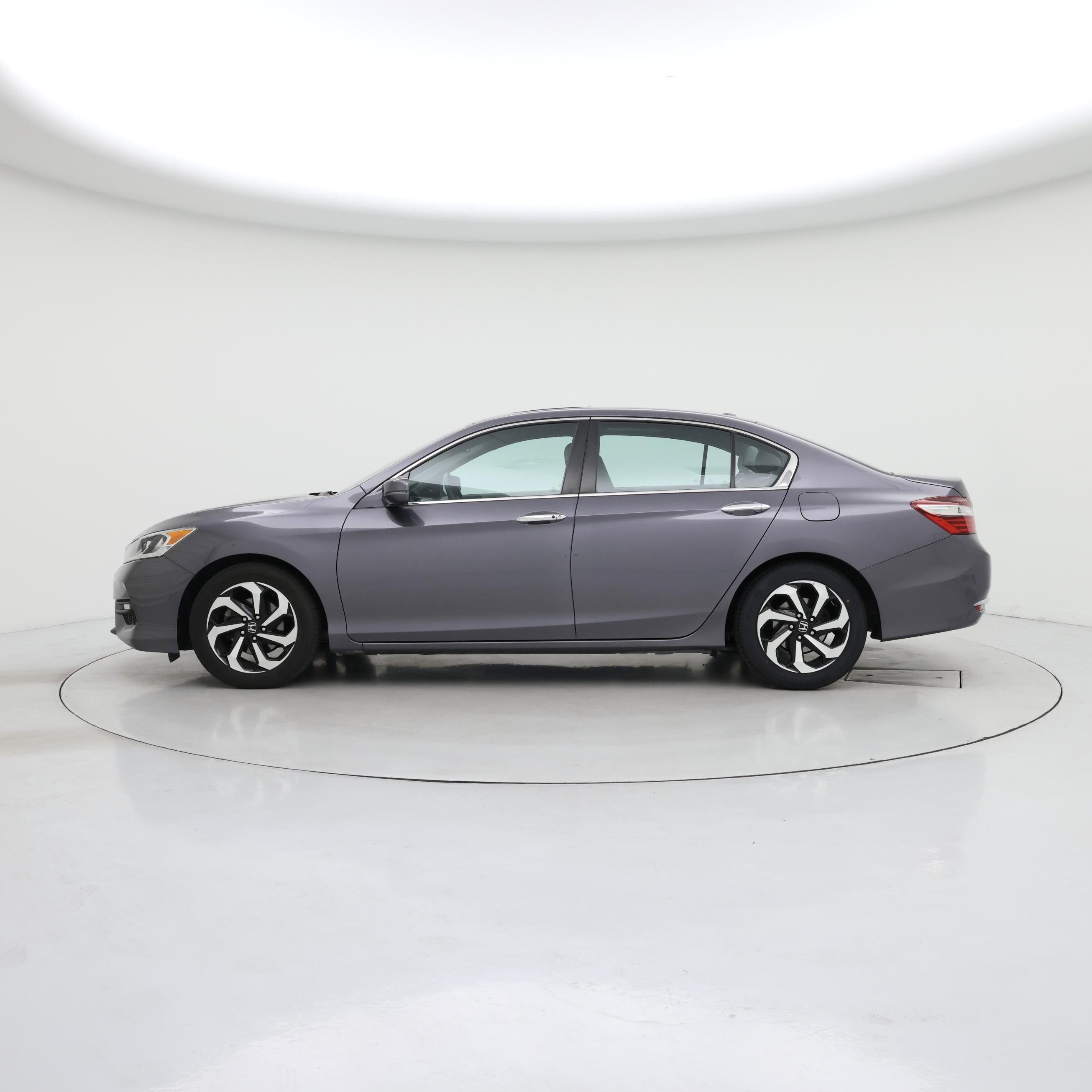 Thumbnail: 2016 Honda Accord - 3