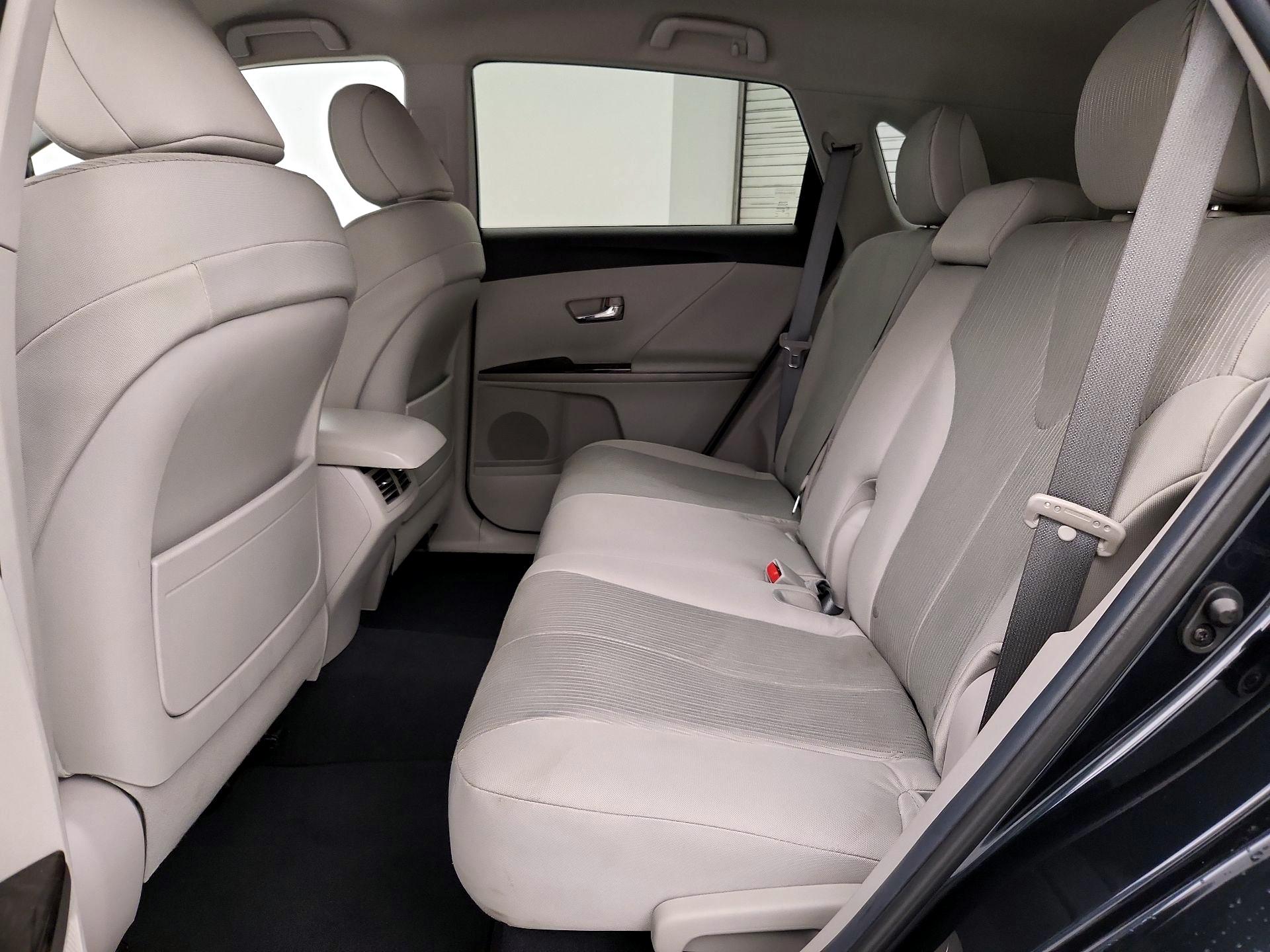 Thumbnail: 2015 Toyota Venza - 19