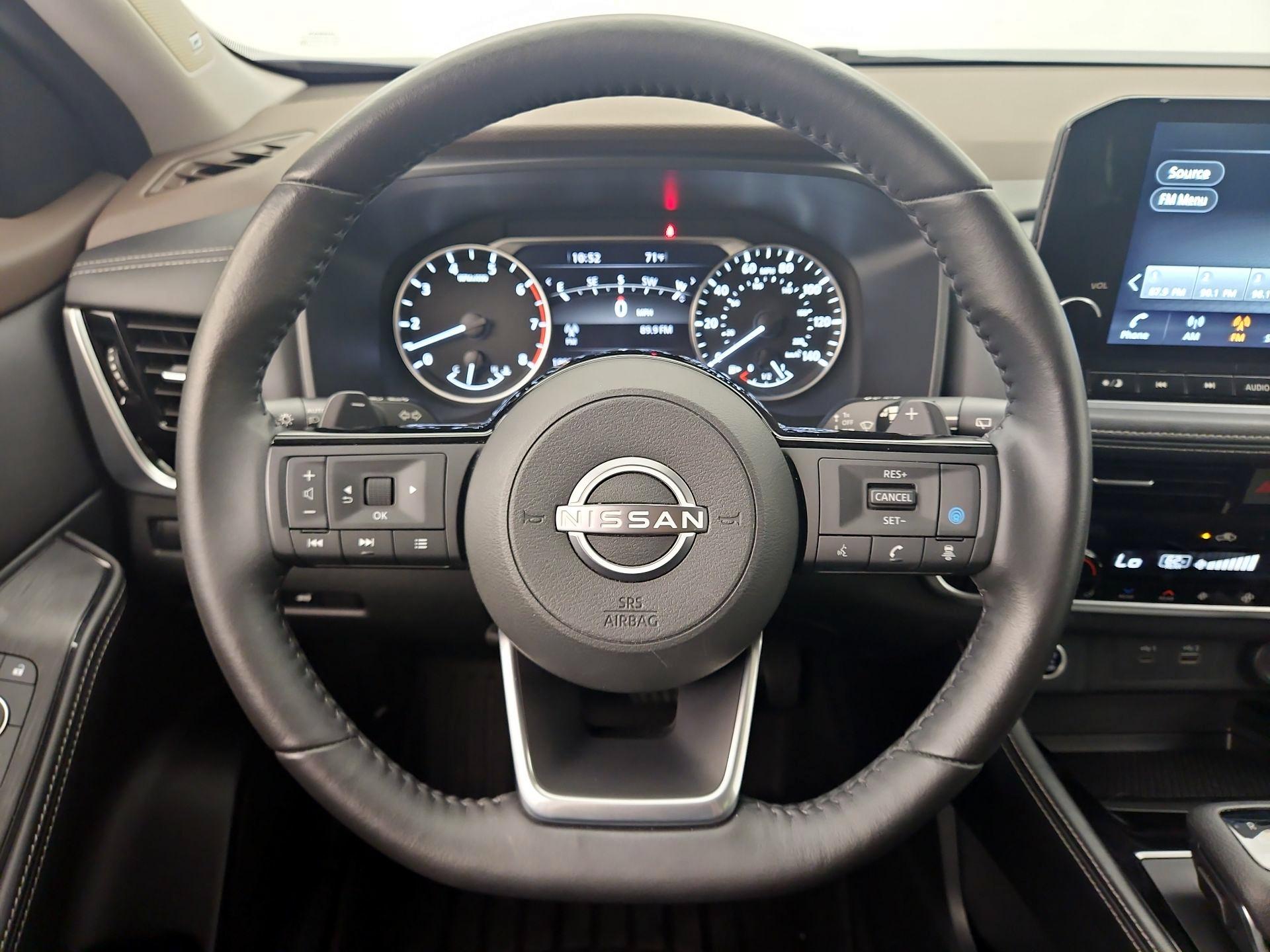 Thumbnail: 2023 Nissan Rogue - 10