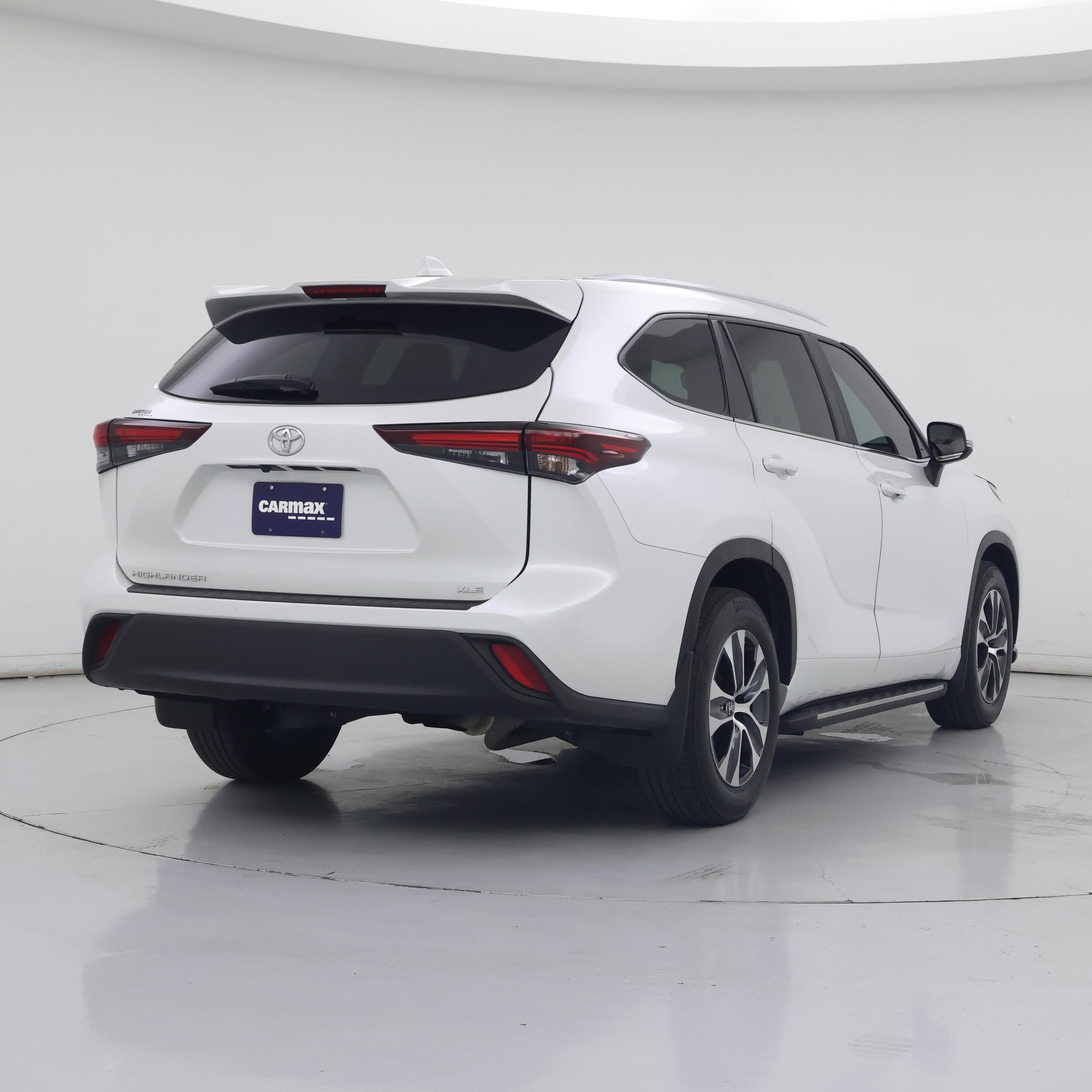 Thumbnail: 2024 Toyota Highlander - 8